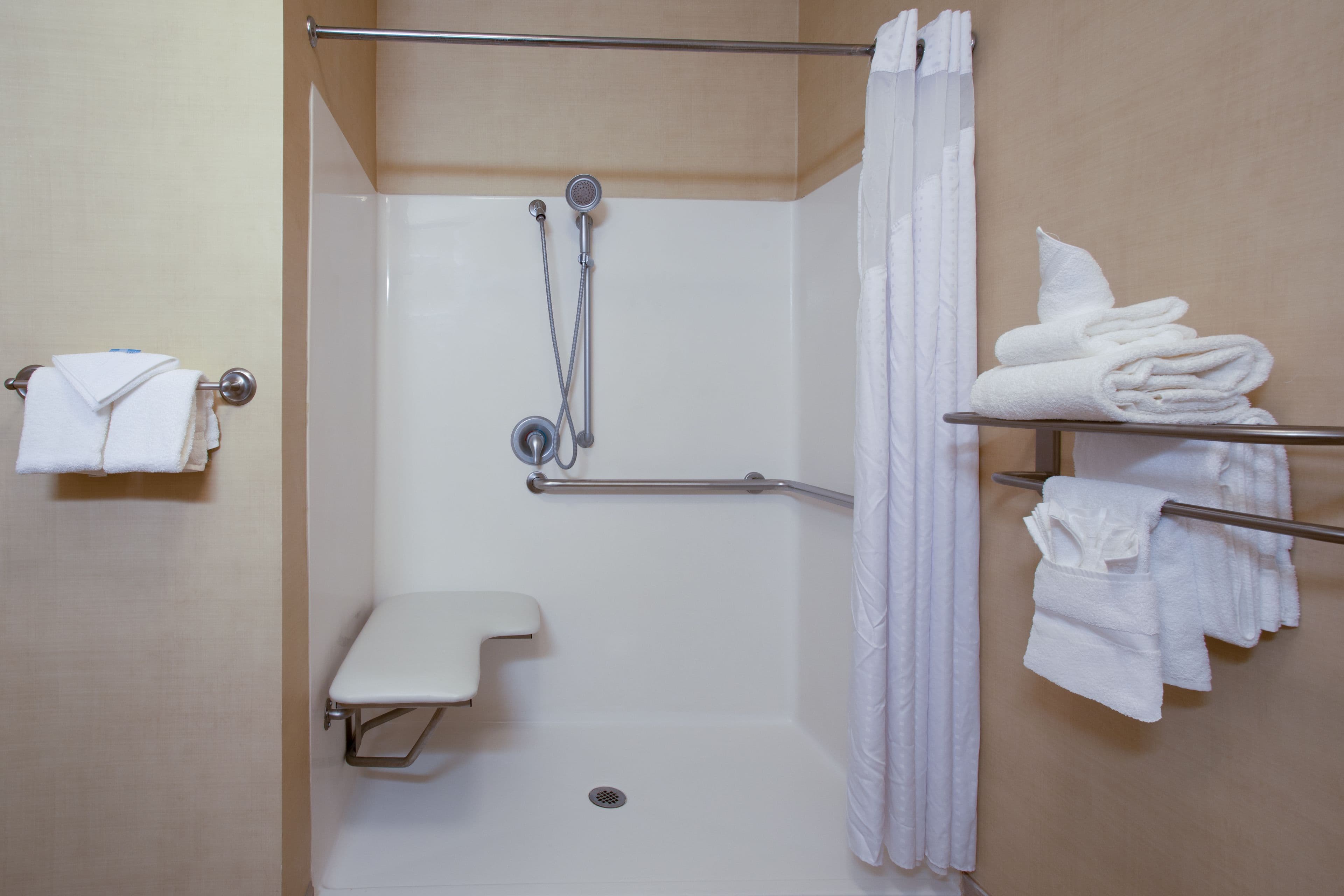 Holiday Inn Laramie  — 10