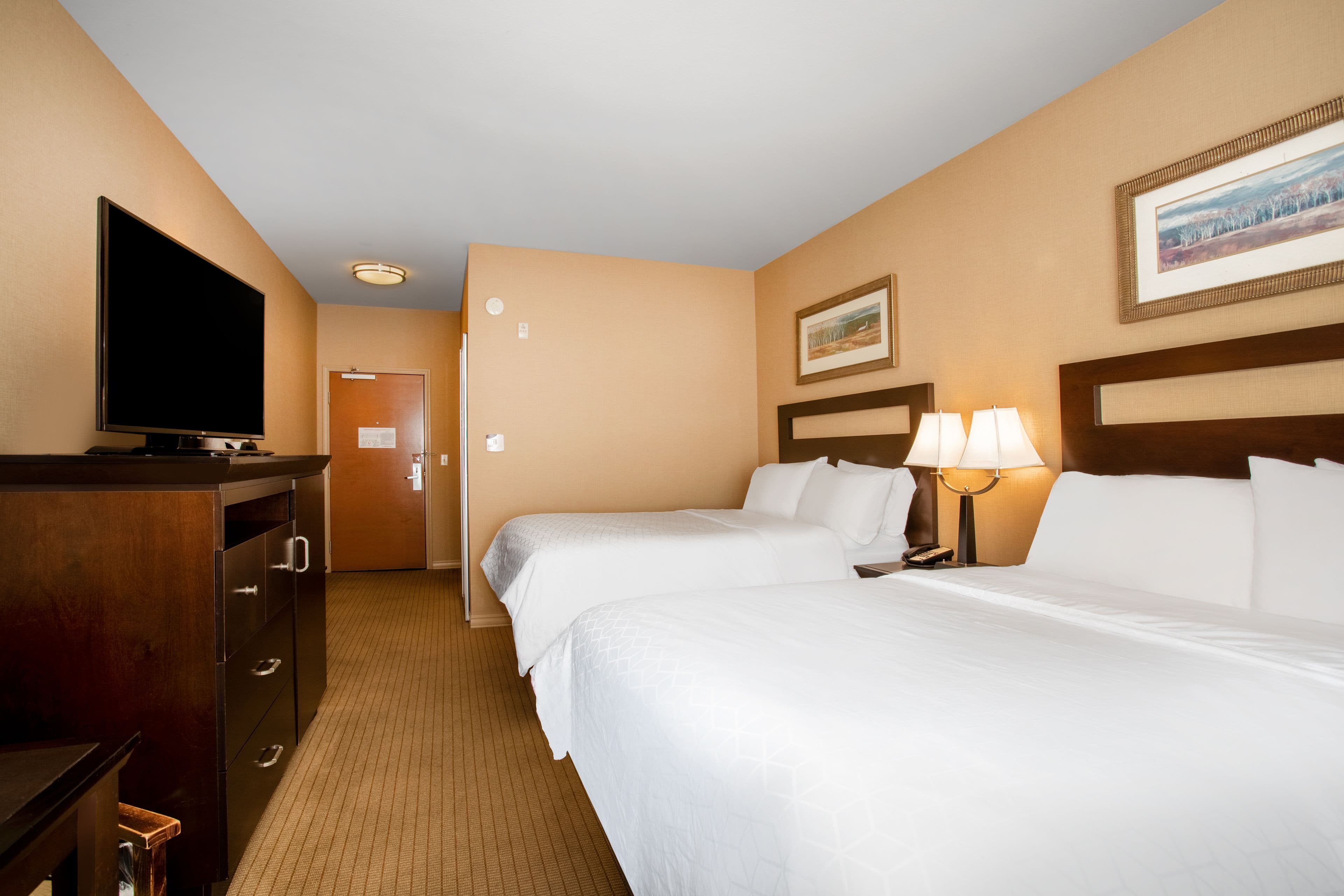 Holiday Inn Laramie  — 11