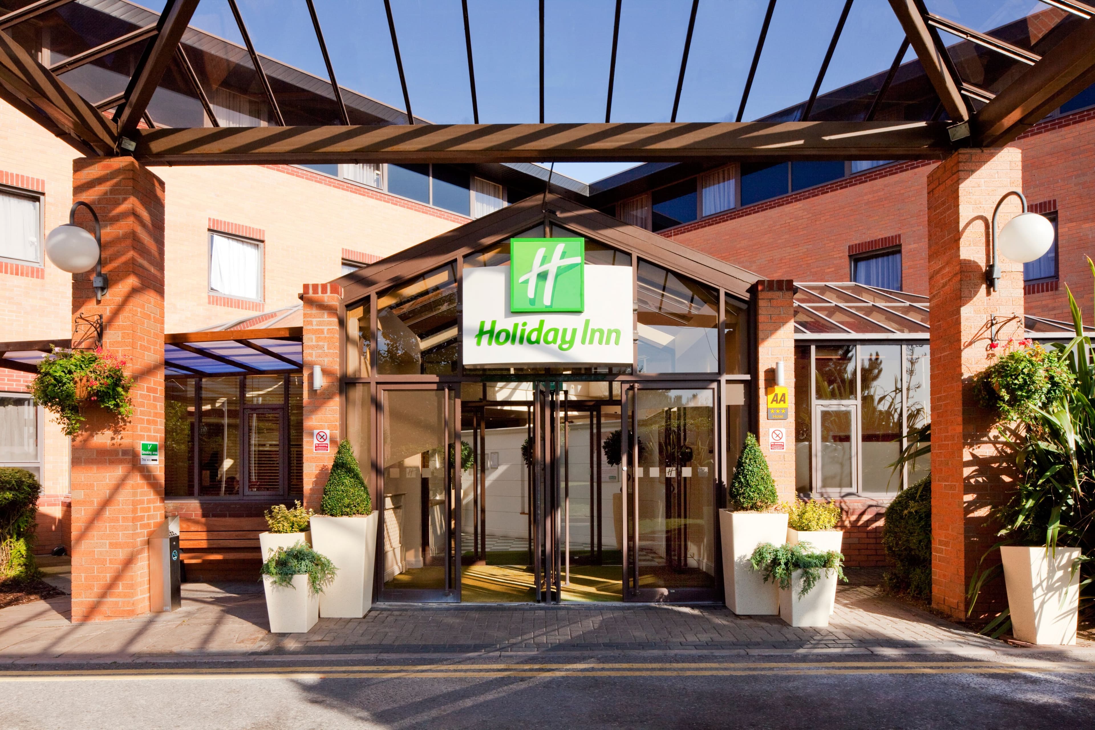 Holiday Inn Leamington Spa - Warwick - Image 1