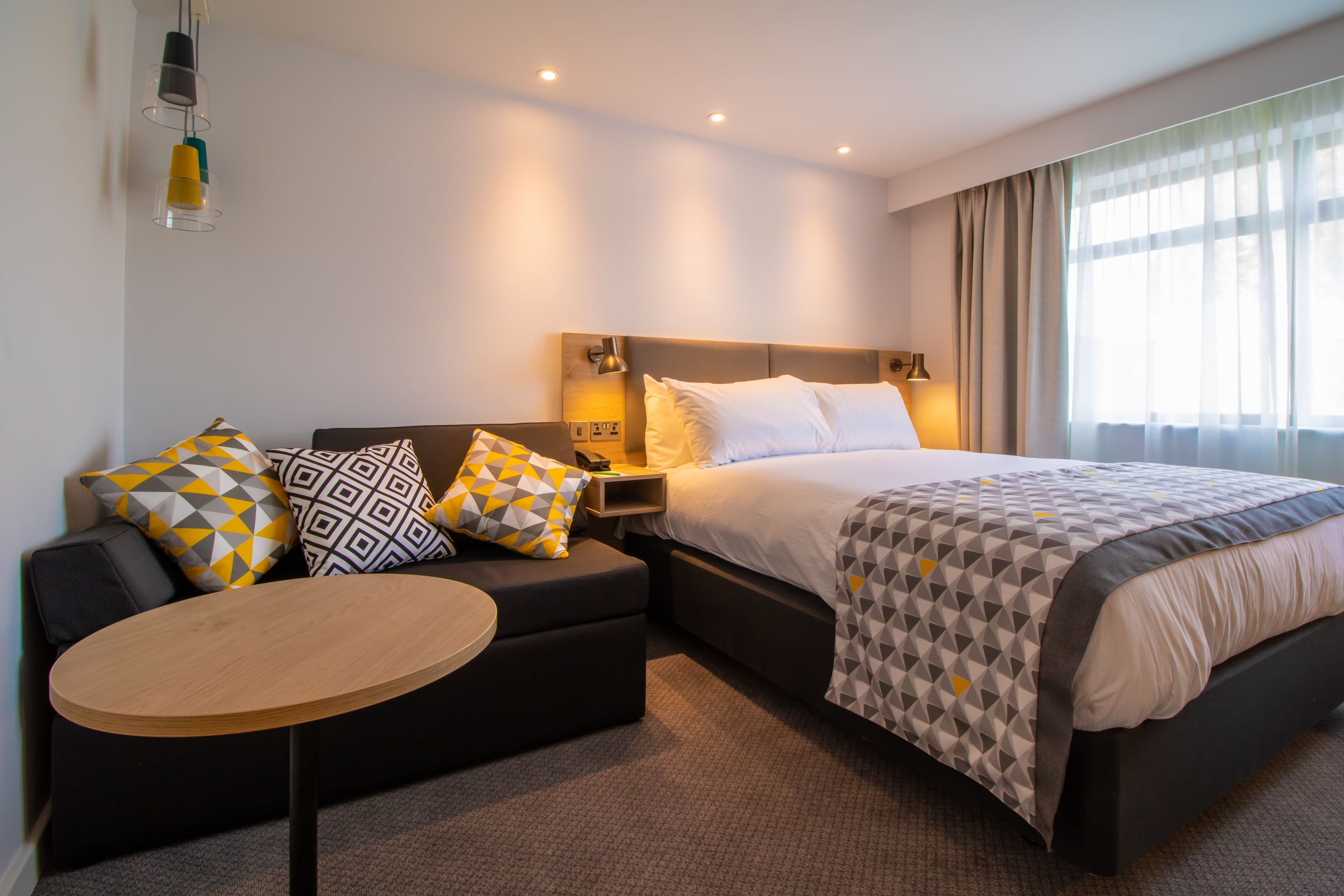 Holiday Inn Leicester - Wigston — 77