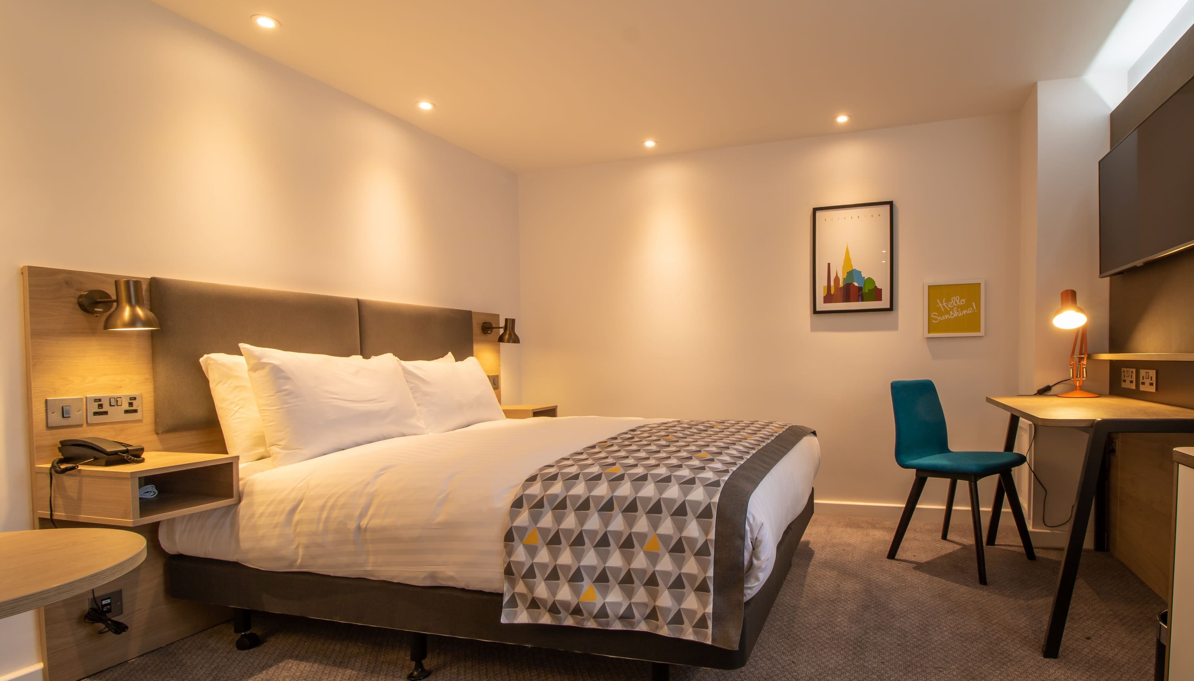 Standard Room - Image 8