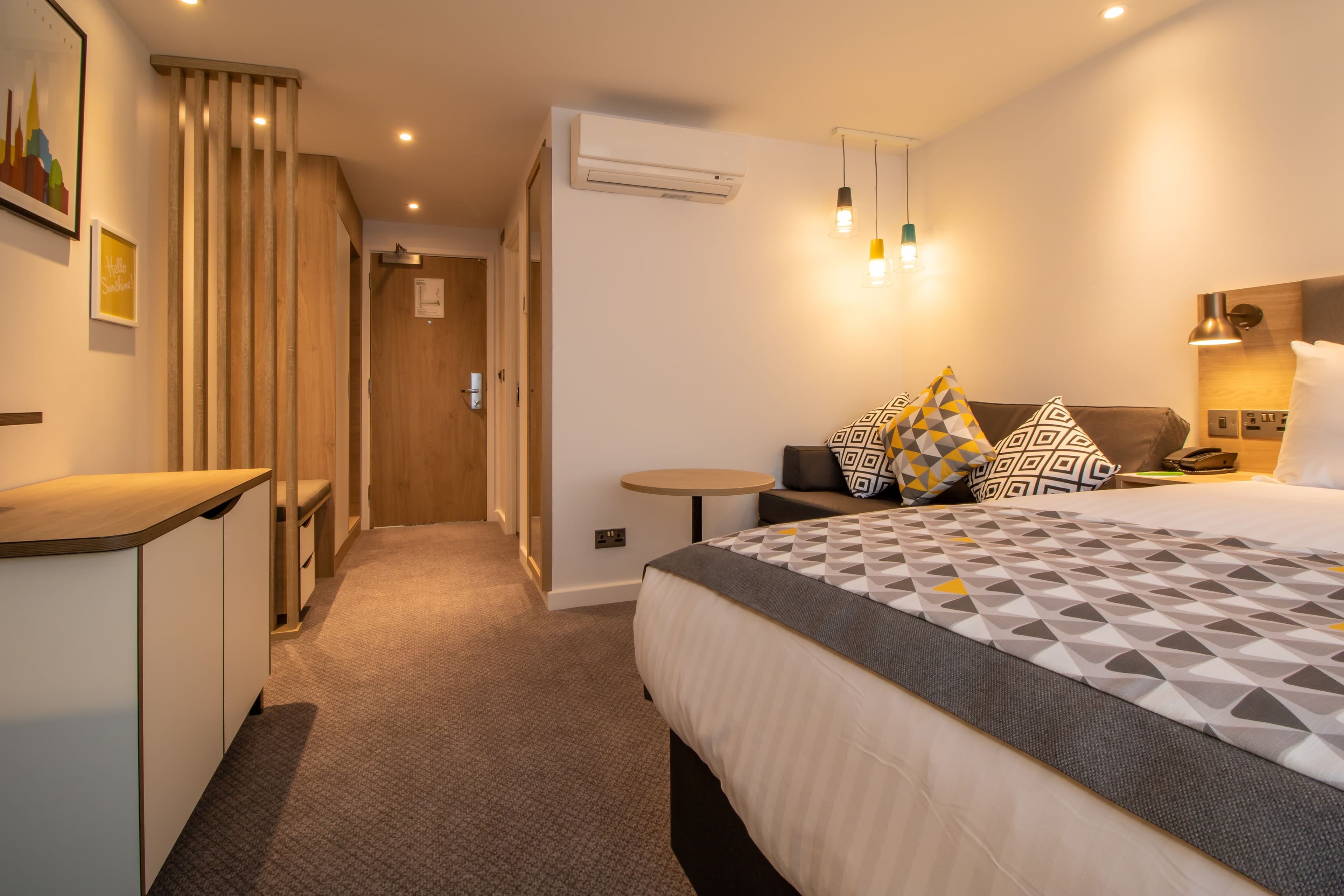 Holiday Inn Leicester - Wigston — 81