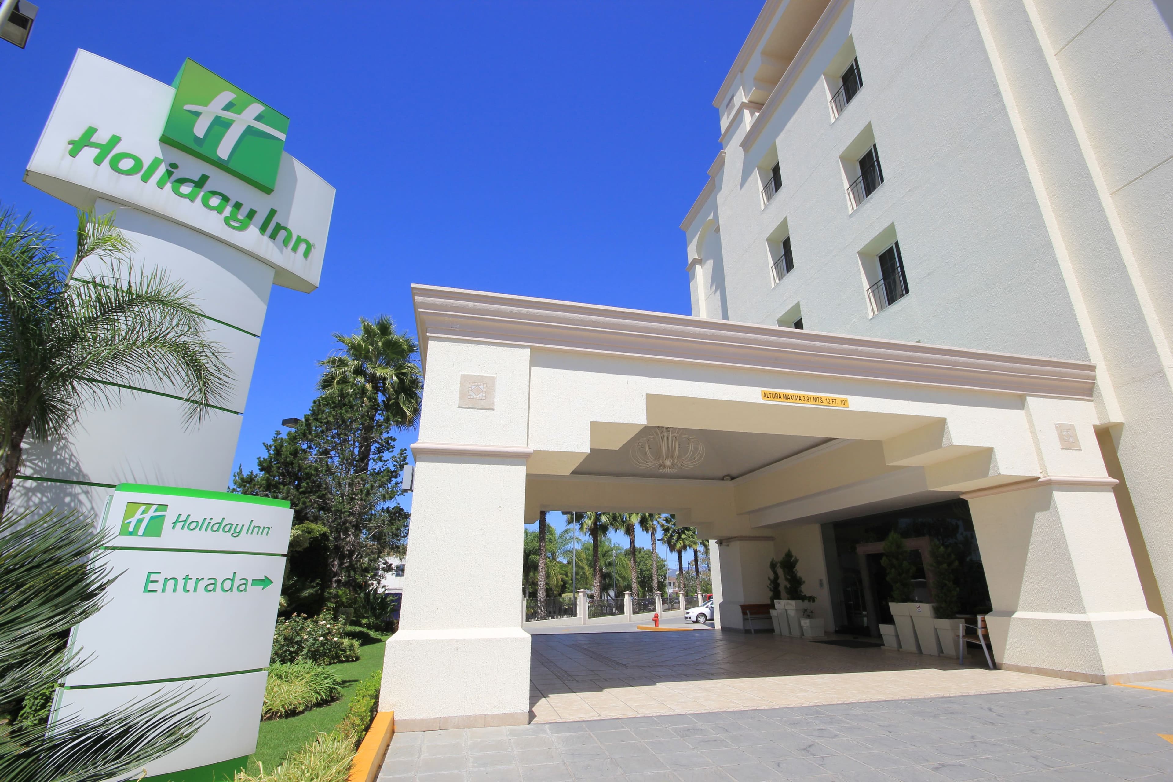 Holiday Inn Leon-Convention Center - Image 1