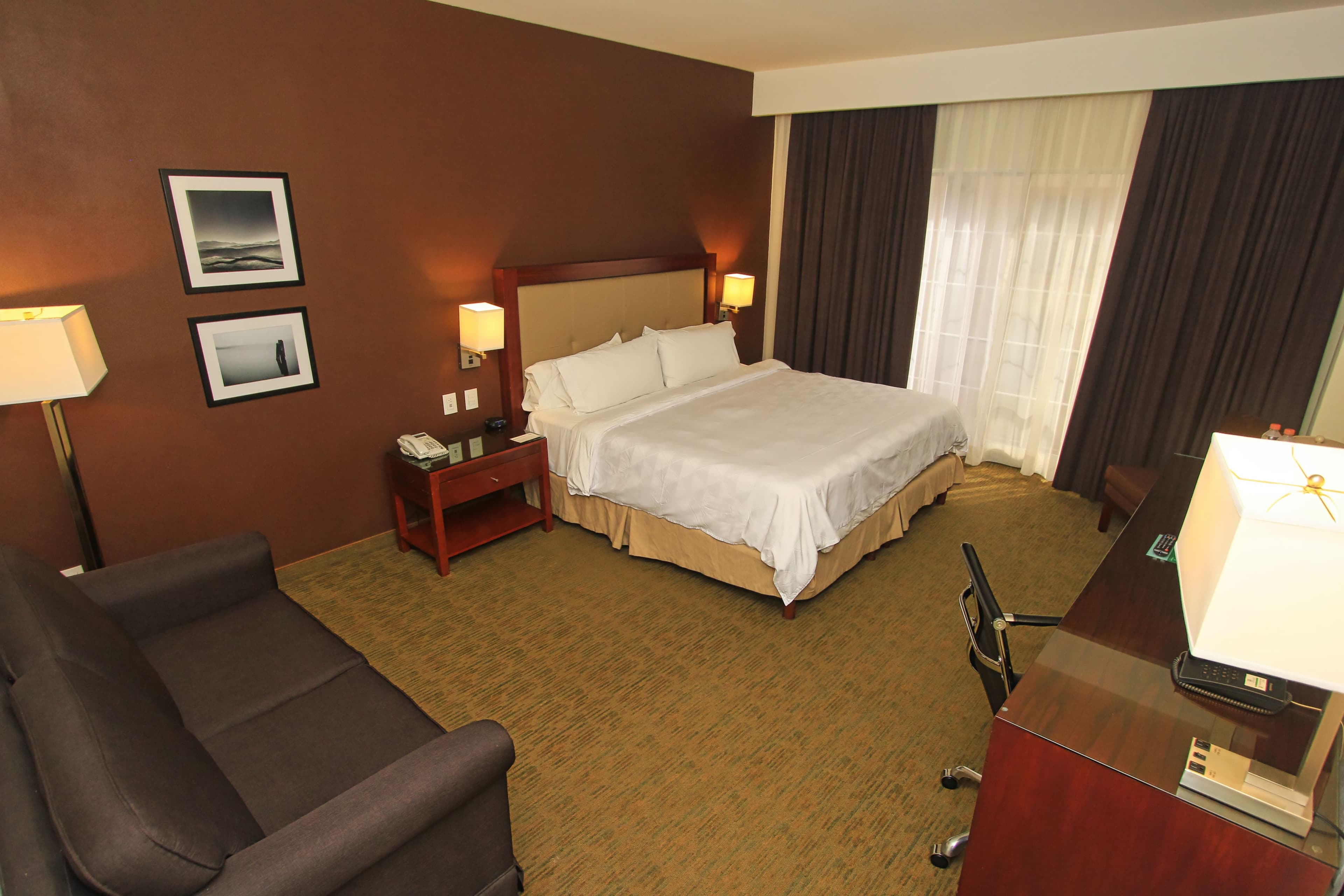 Holiday Inn Leon — 12