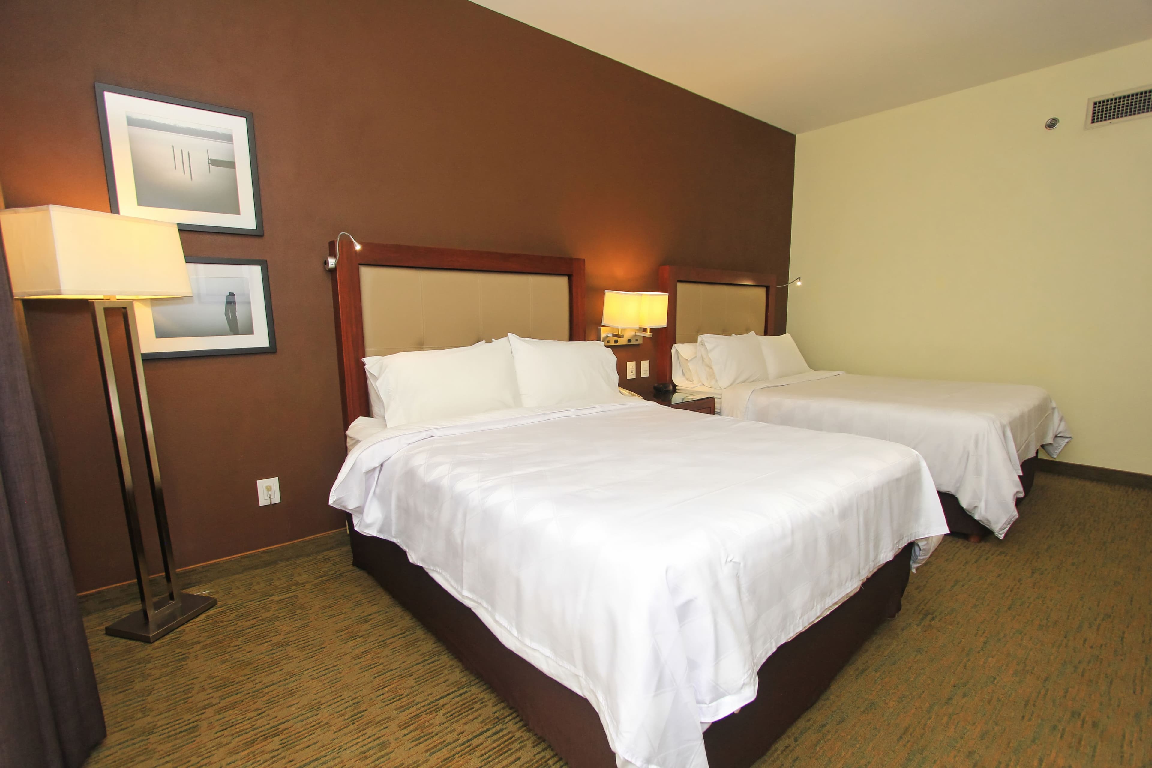 Holiday Inn Leon — 26