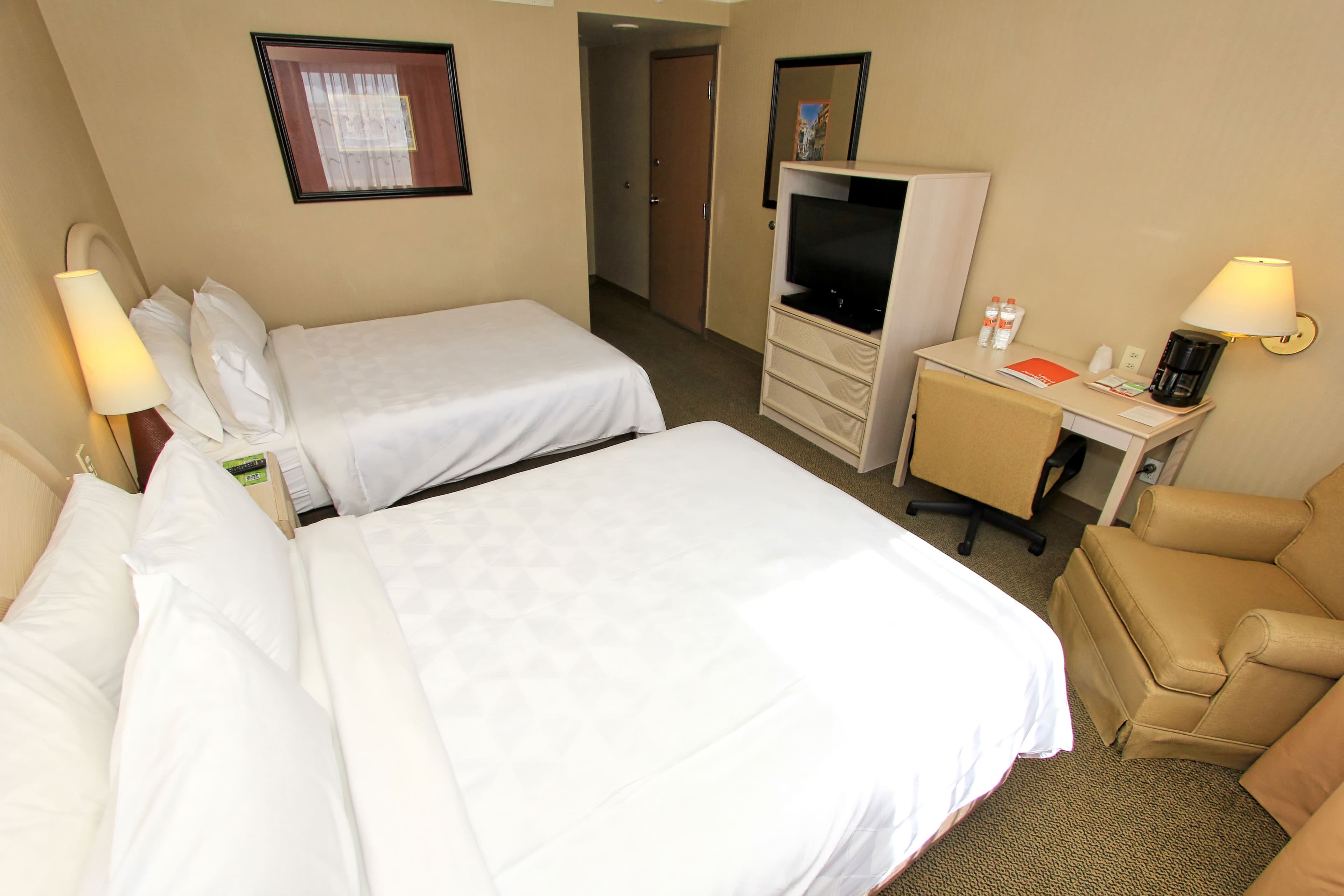 Holiday Inn Leon-Convention Center — 42