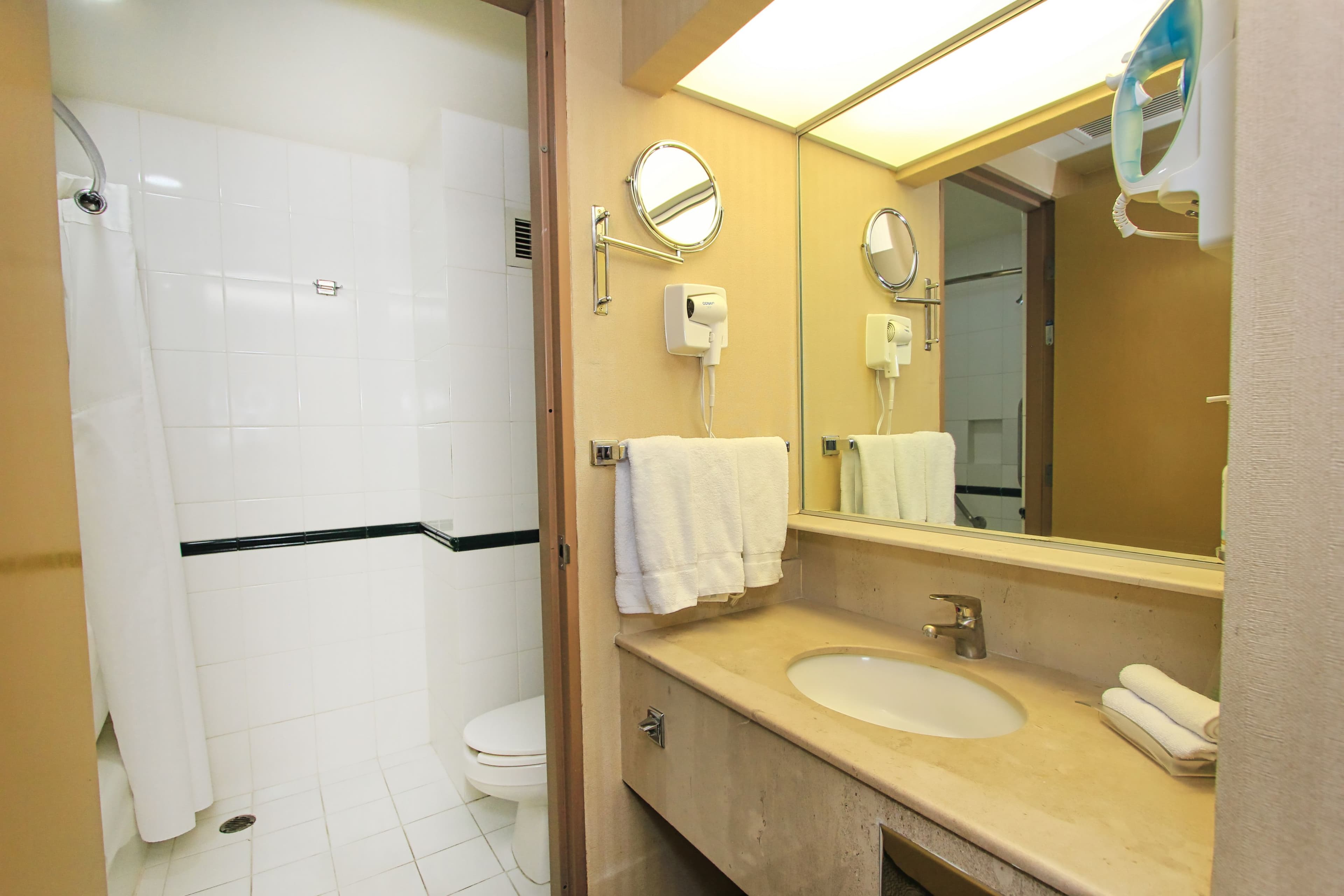 Standard Room - Image 5