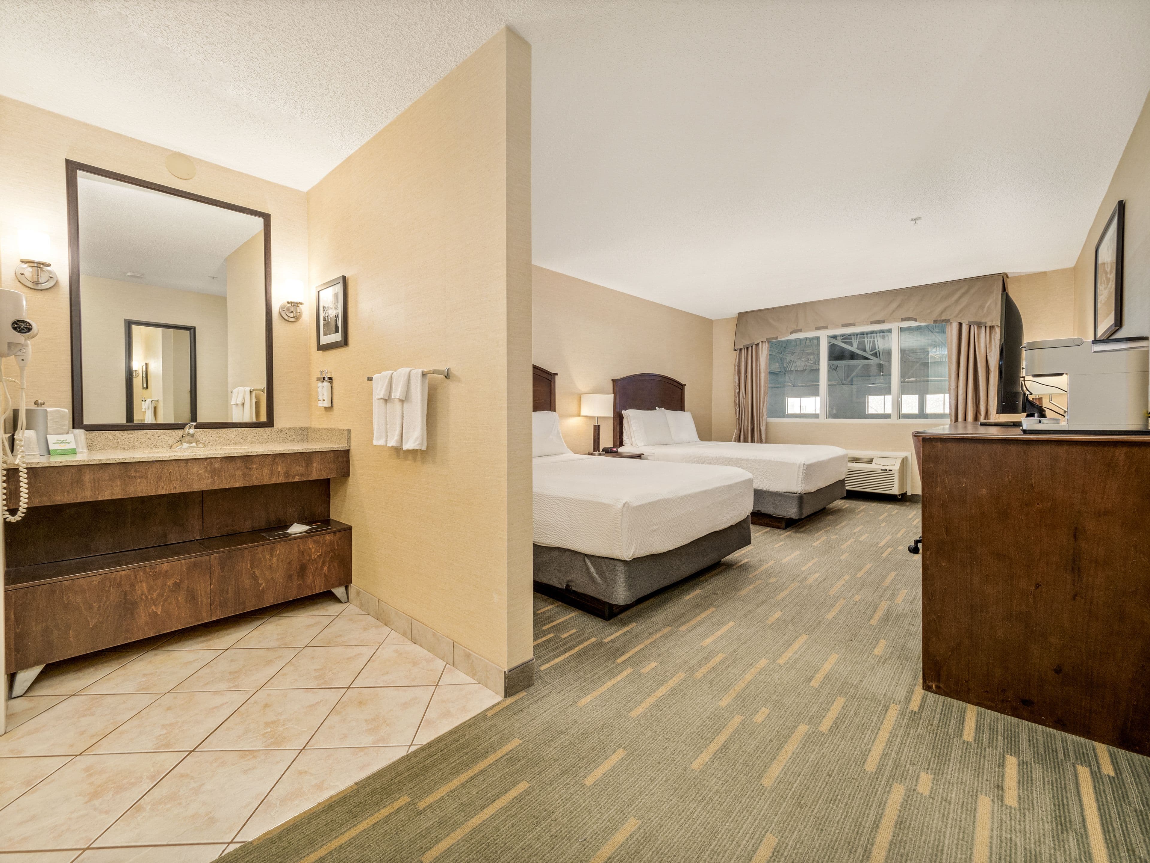 Holiday Inn Lethbridge — 17