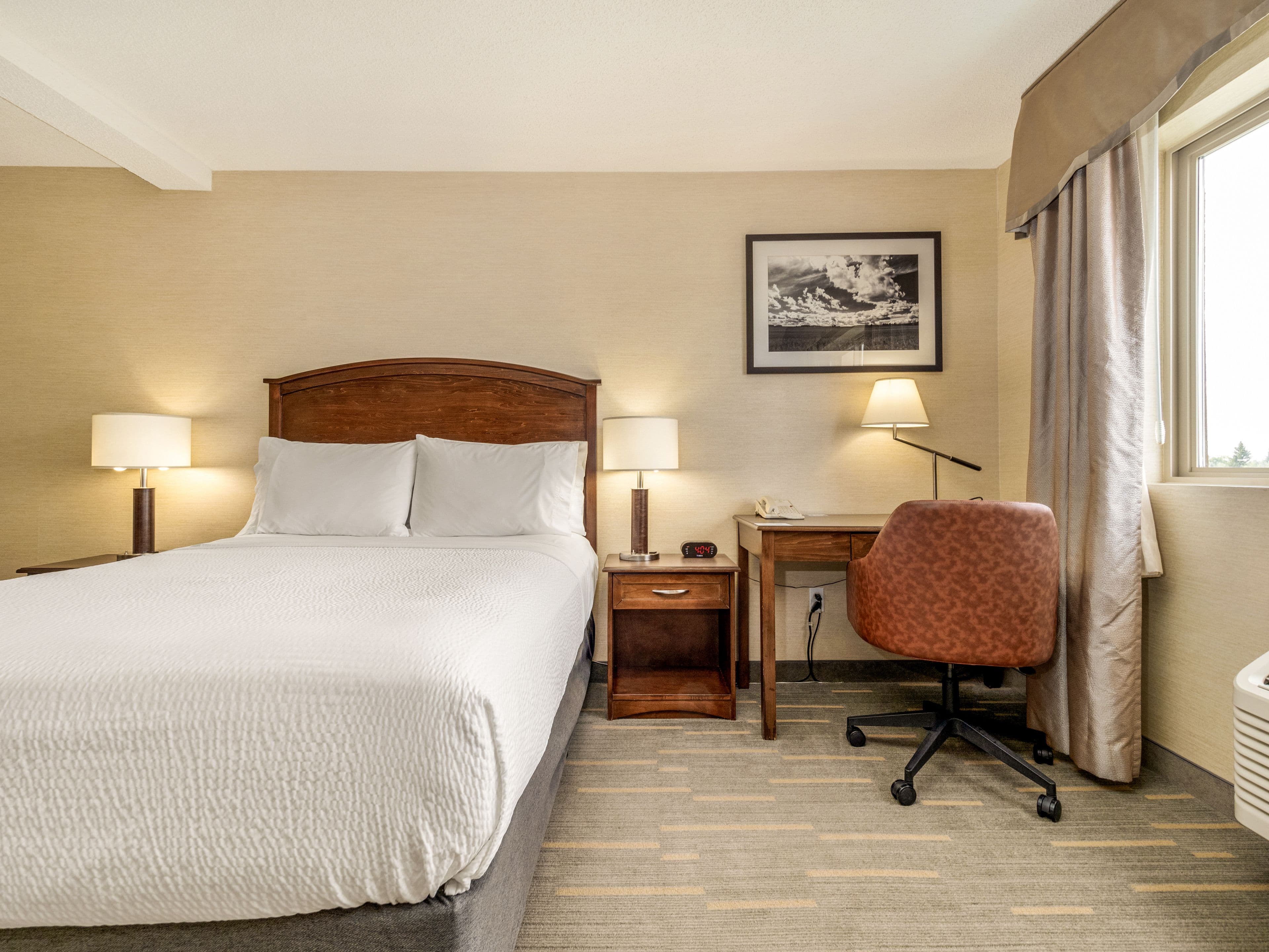 Holiday Inn Lethbridge — 6
