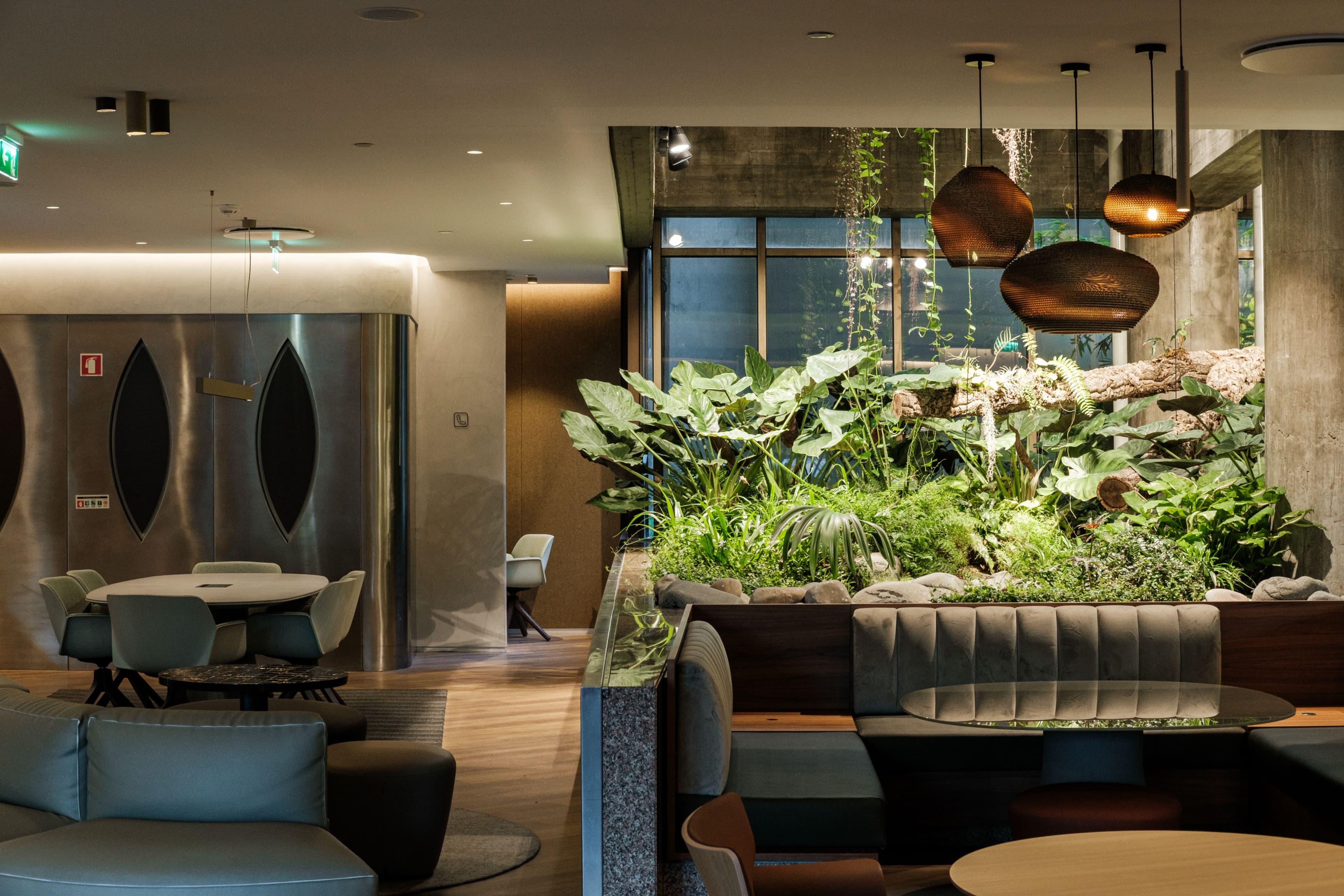 Holiday Inn Lisbon - Continental - Image 1