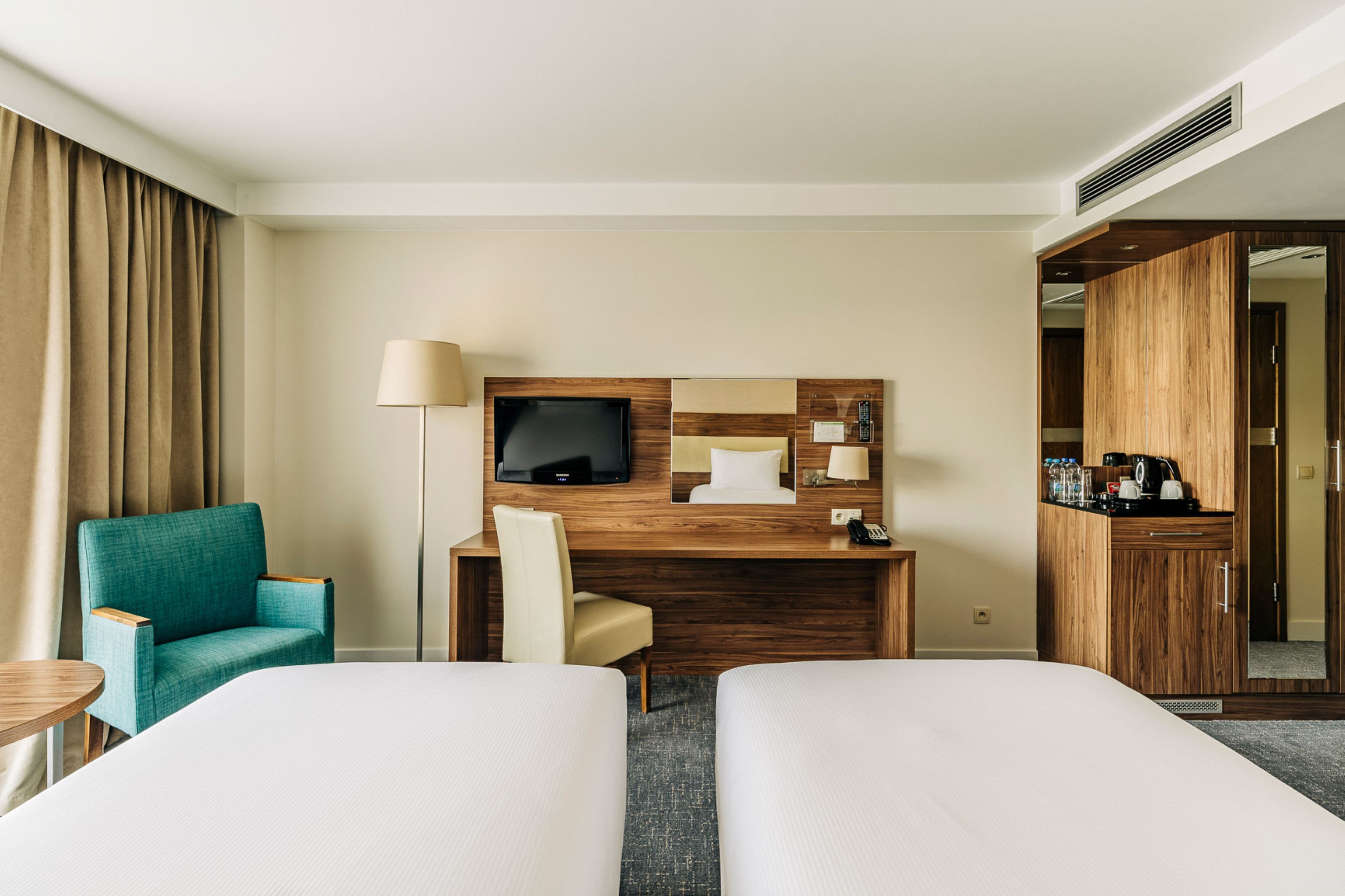 Holiday Inn Lodz - Image 4