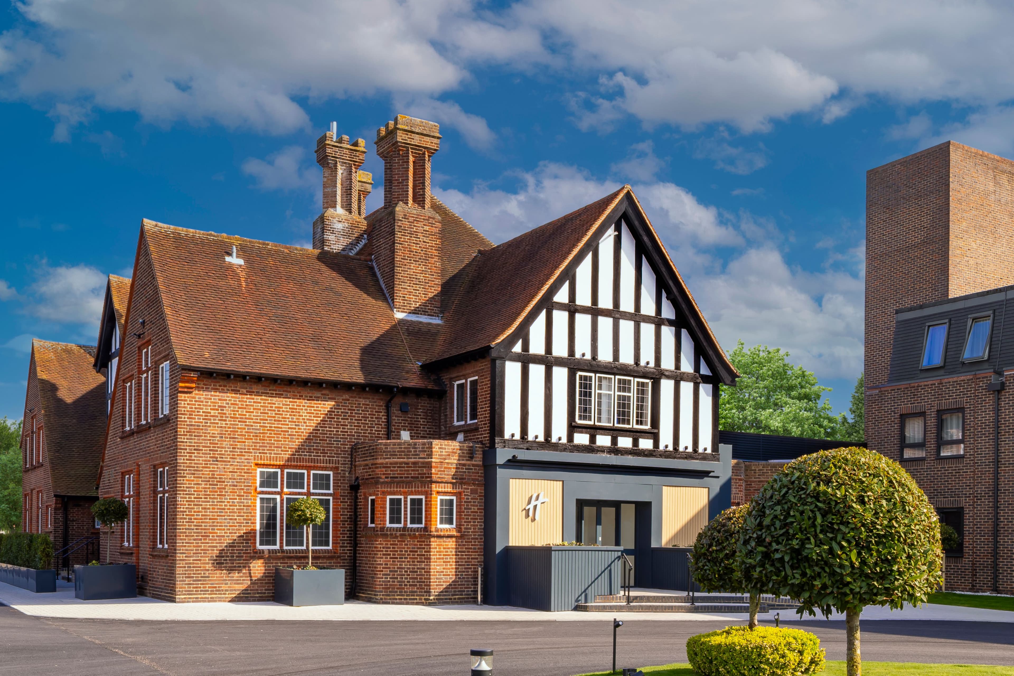 Holiday Inn London - Bexley - Image 1