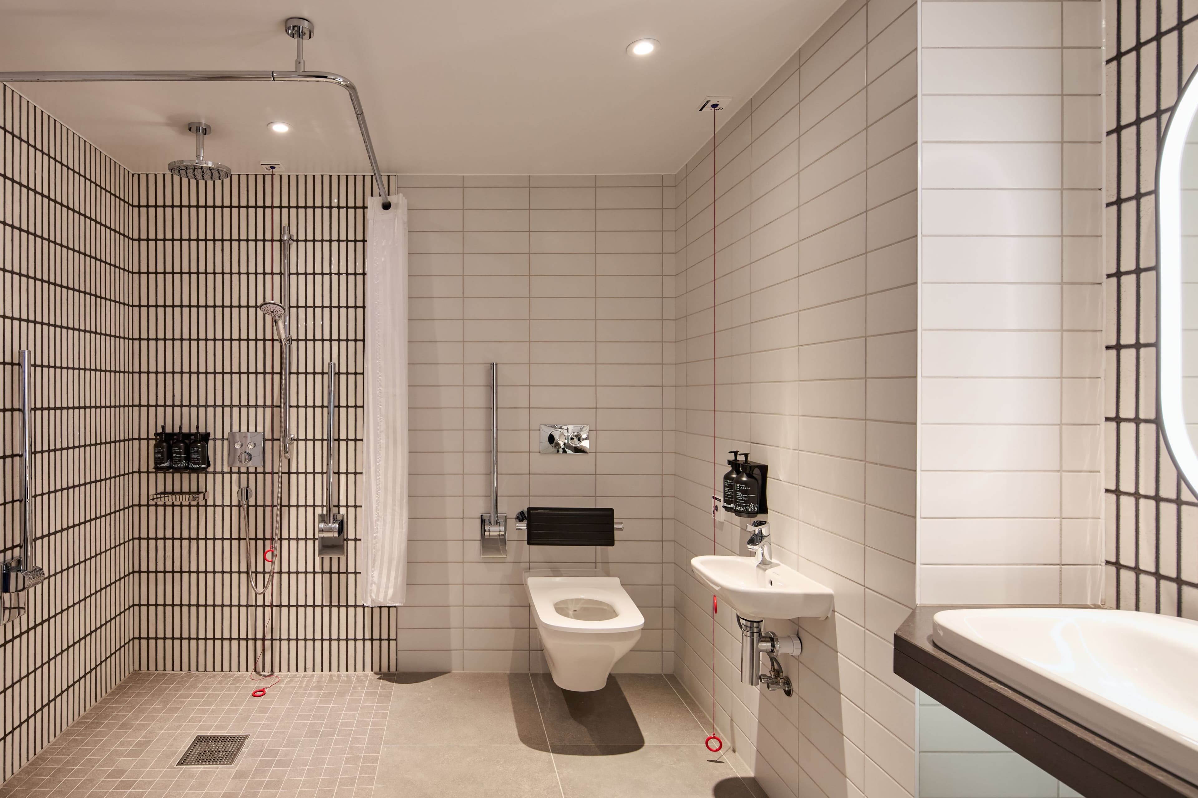 Holiday Inn London - Bloomsbury — 12