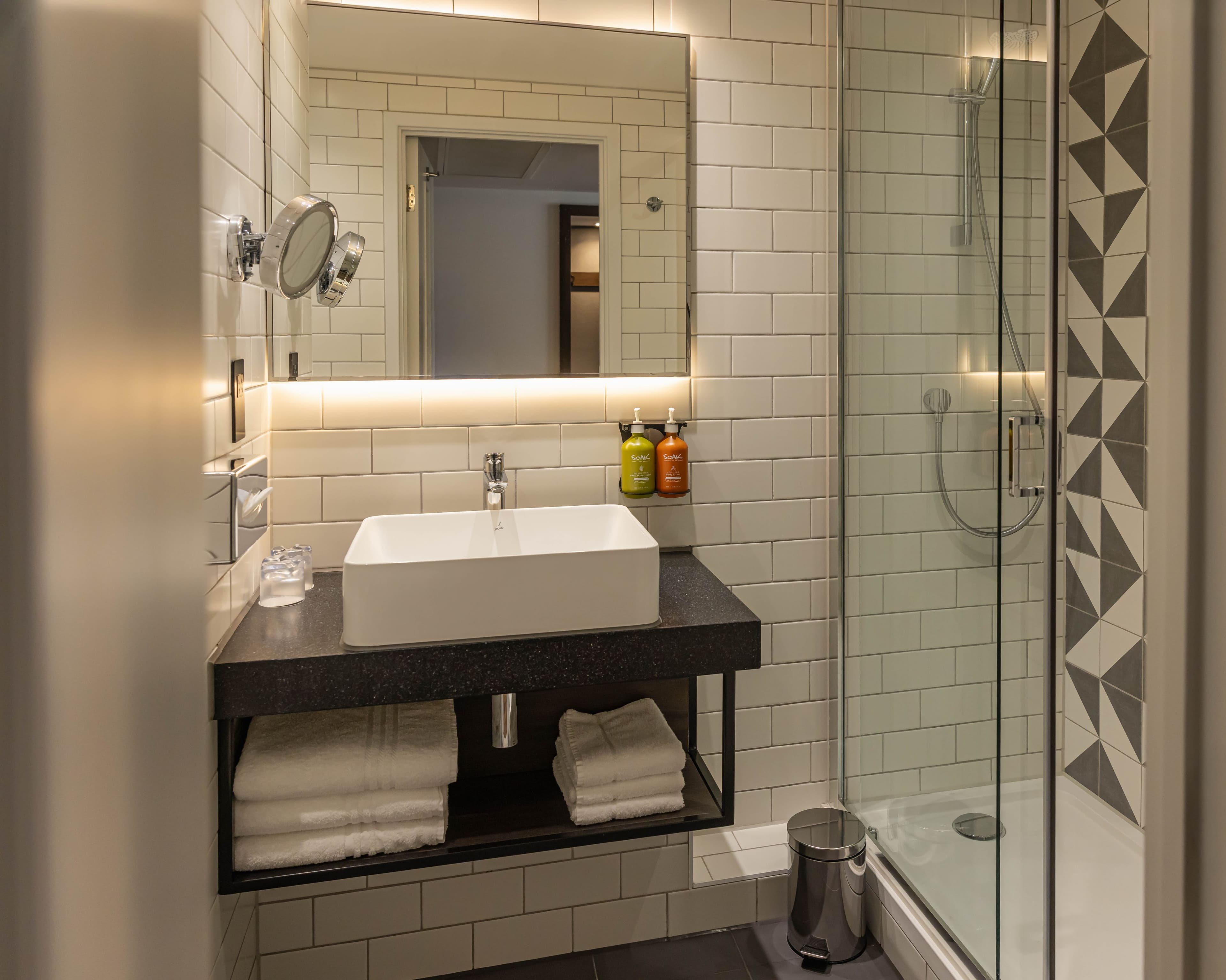 Holiday Inn London - Whitechapel — 11
