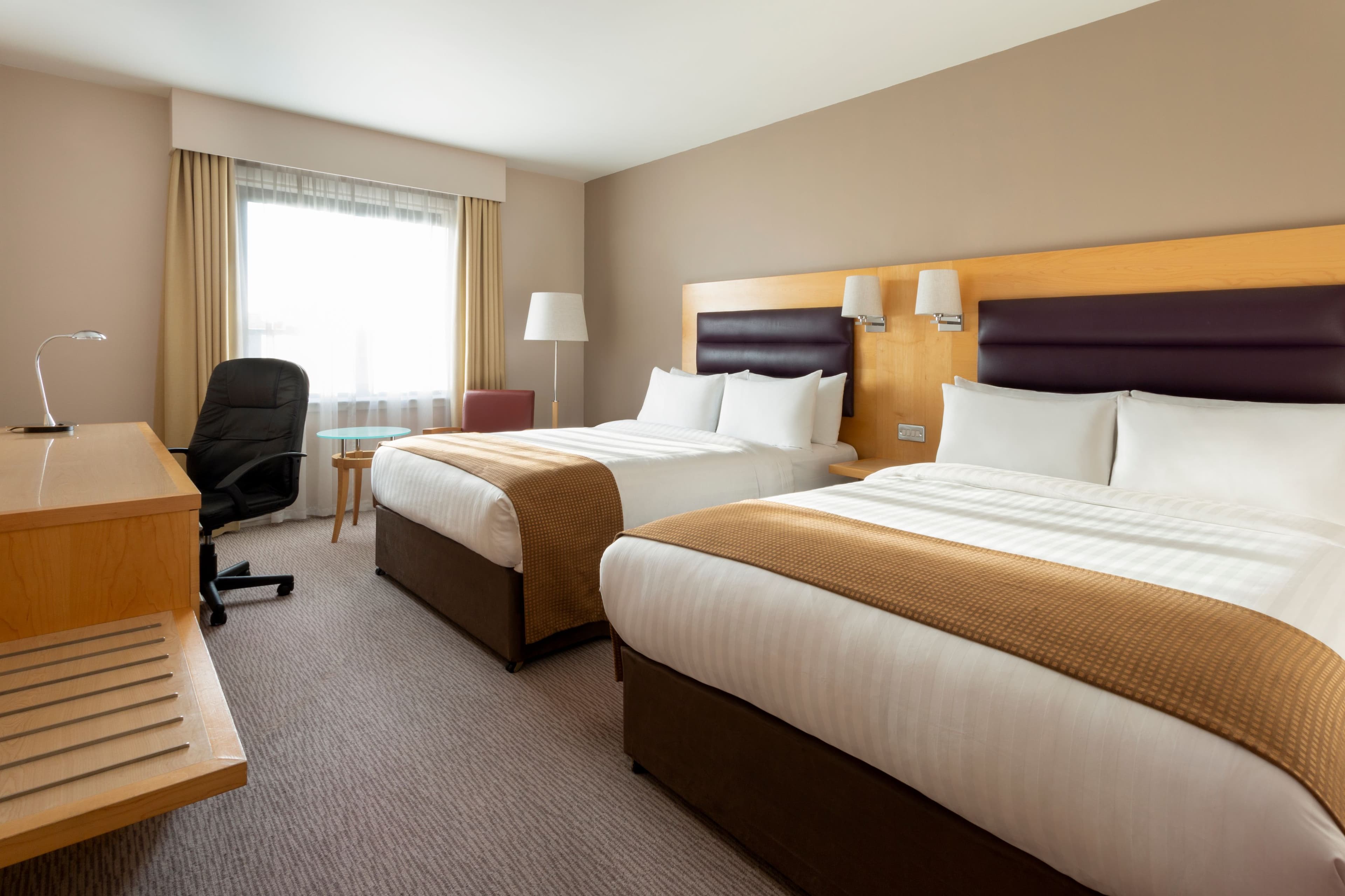 Holiday Inn London - Brentford Lock — 72