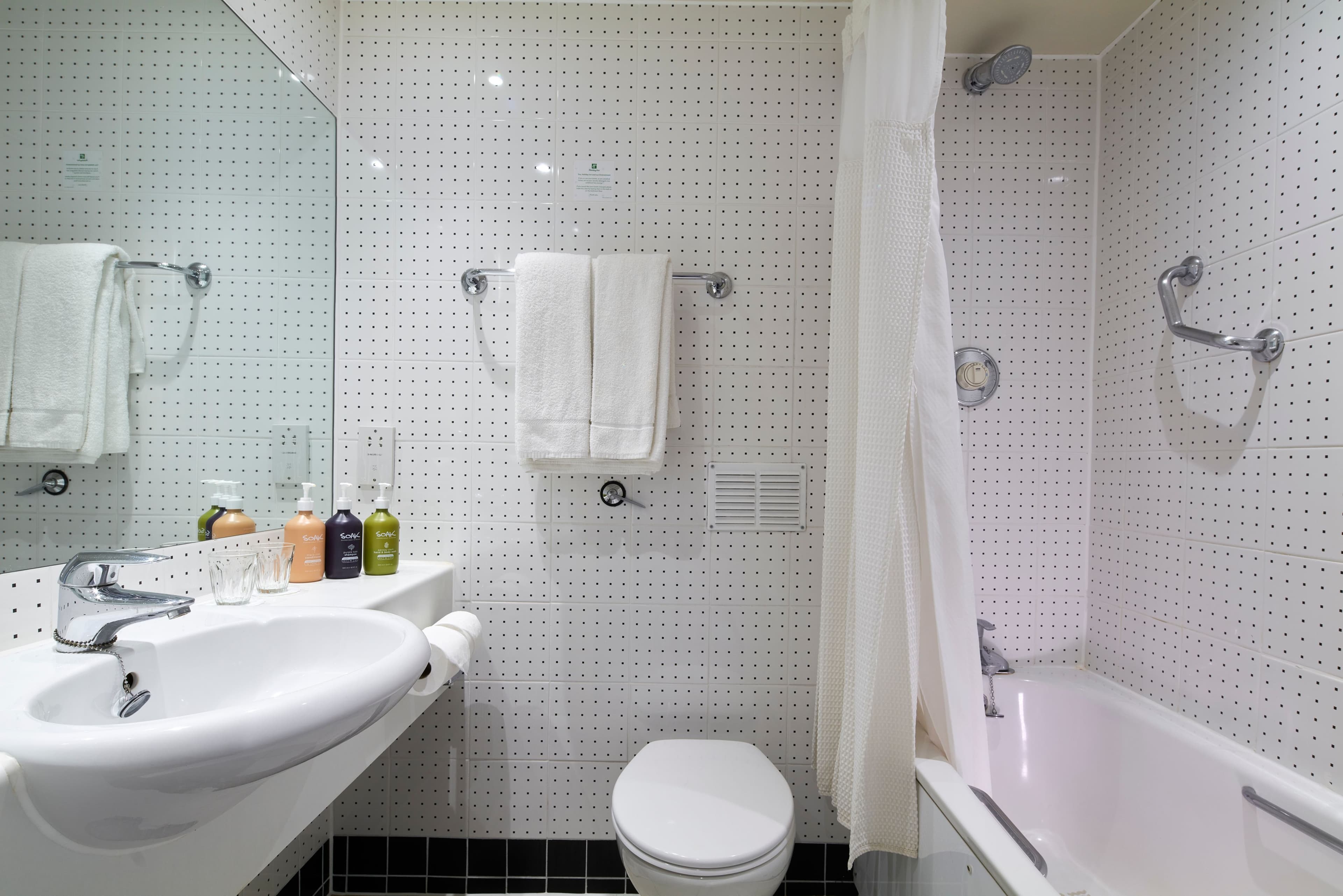 Standard Room - Image 6