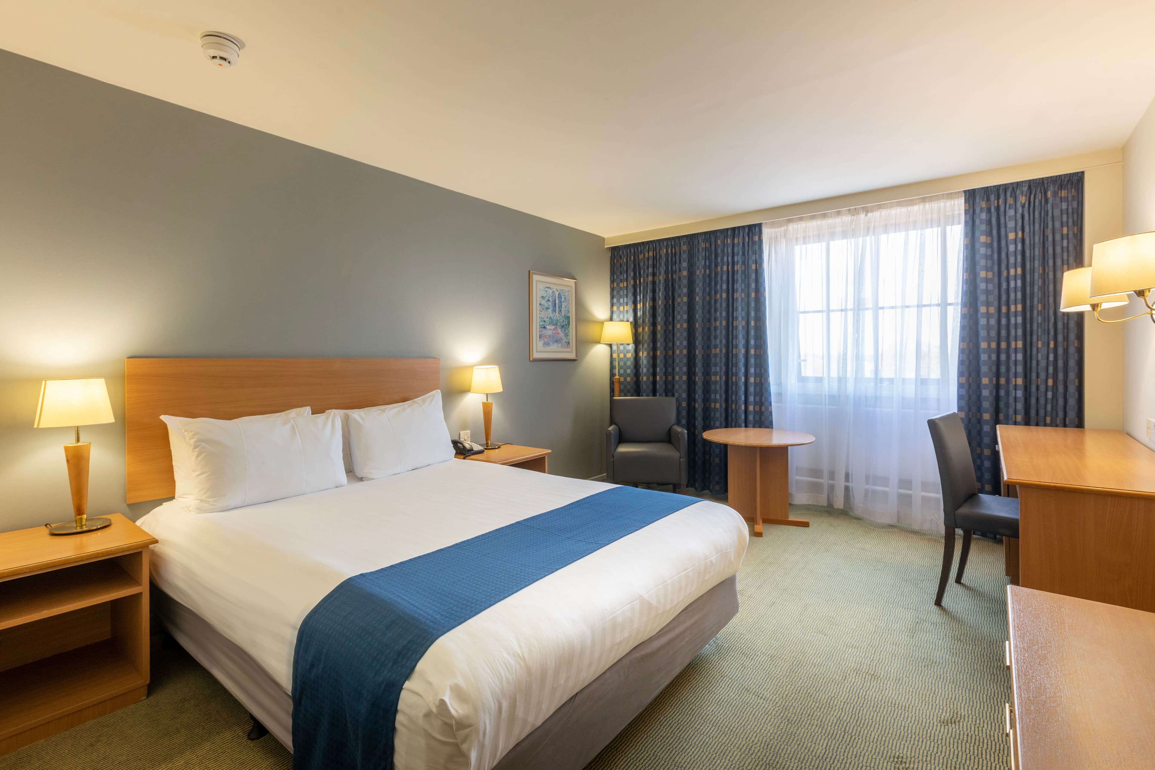 Holiday Inn London - Sutton - Image 3