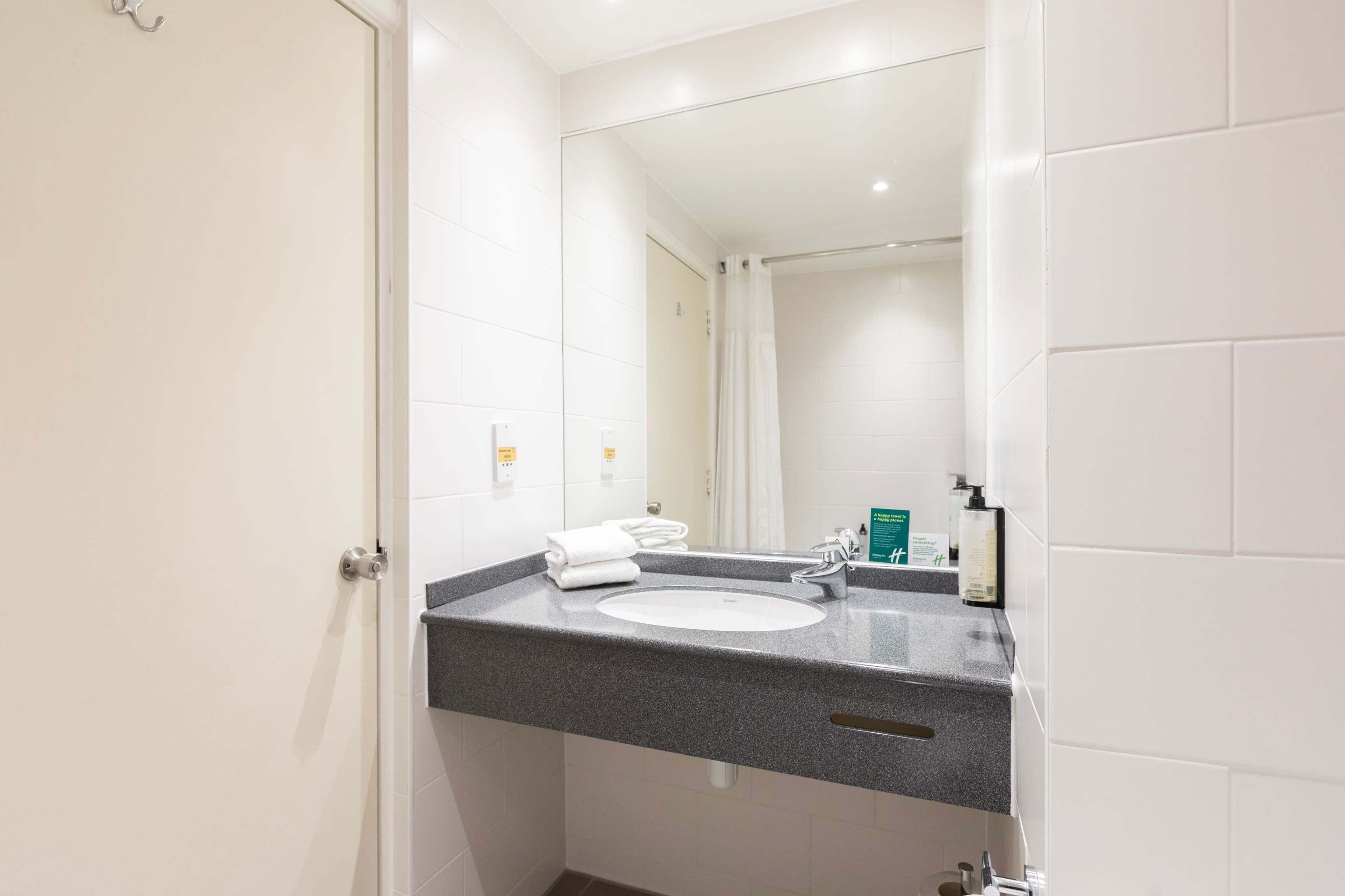 Holiday Inn London - Sutton - Image 4