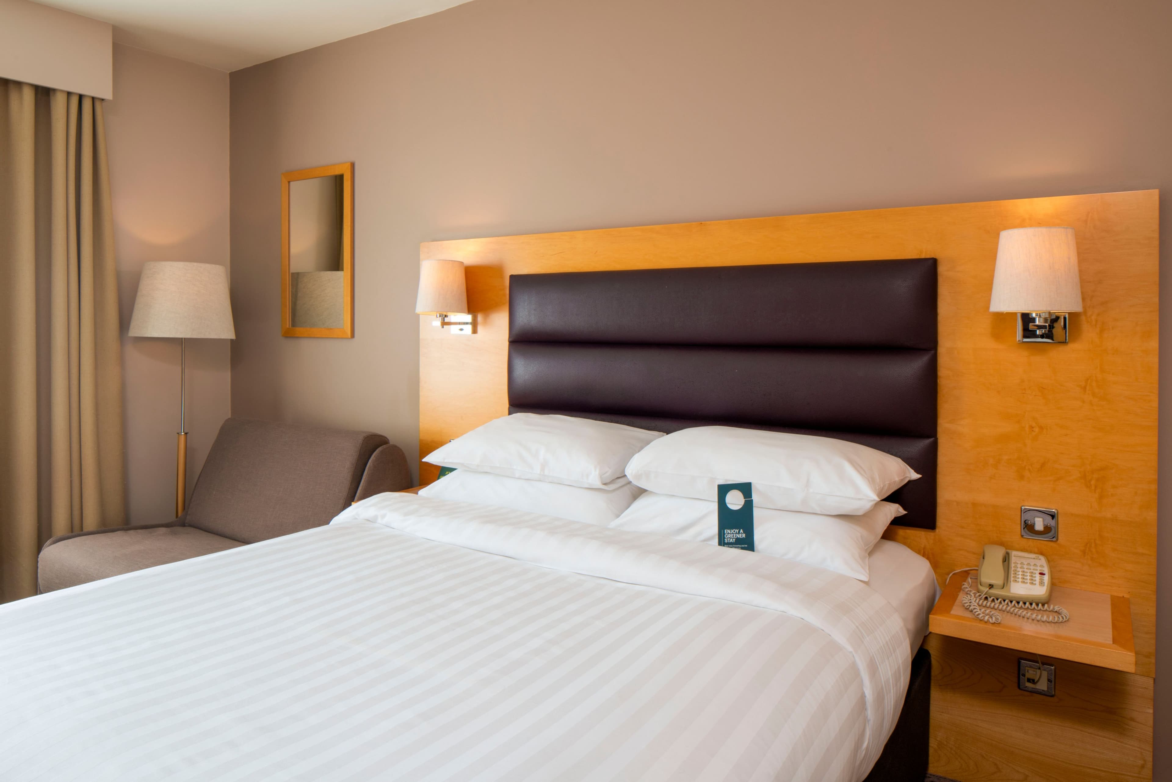 Holiday Inn London - Brentford Lock — 58