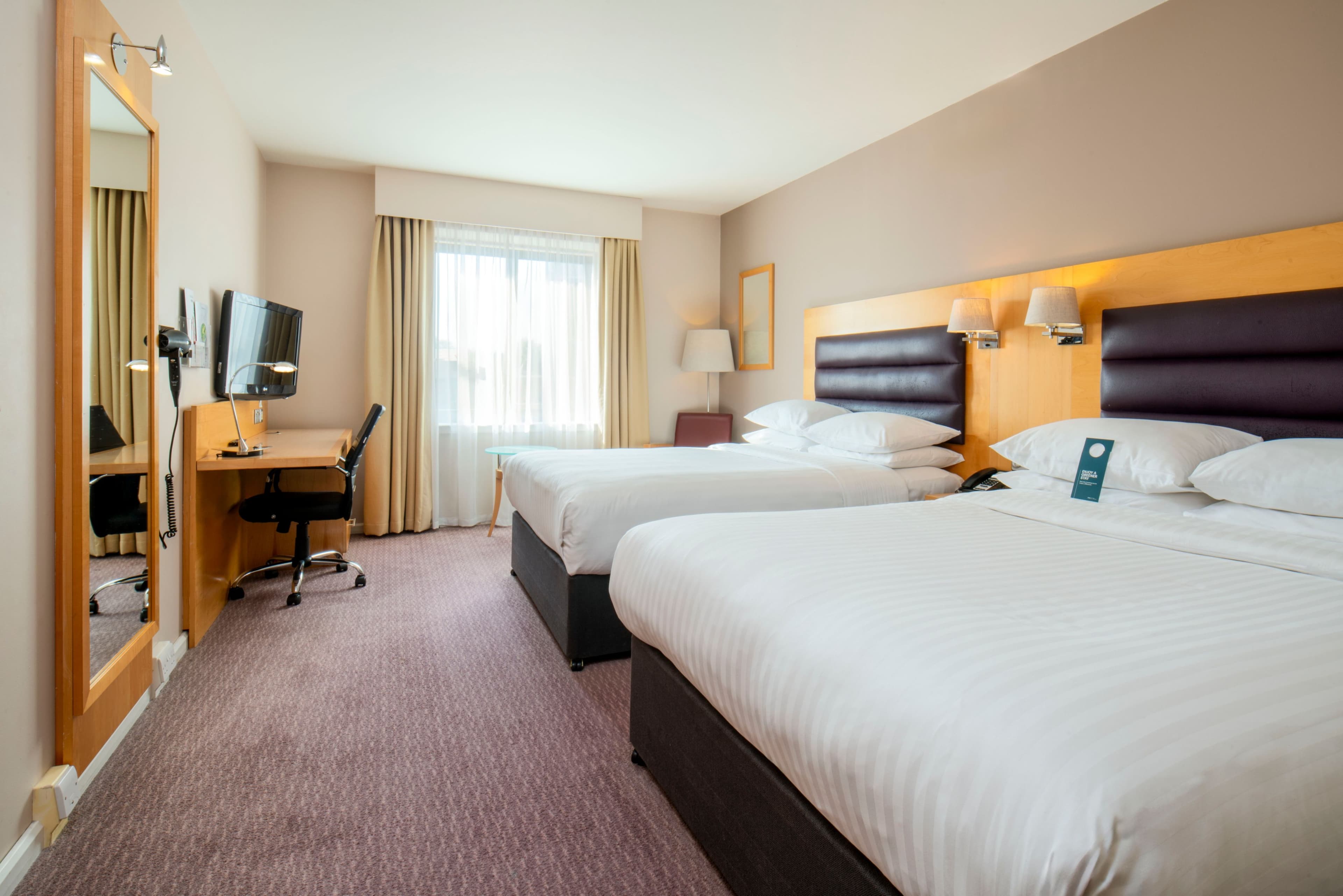 Holiday Inn London - Brentford Lock — 78