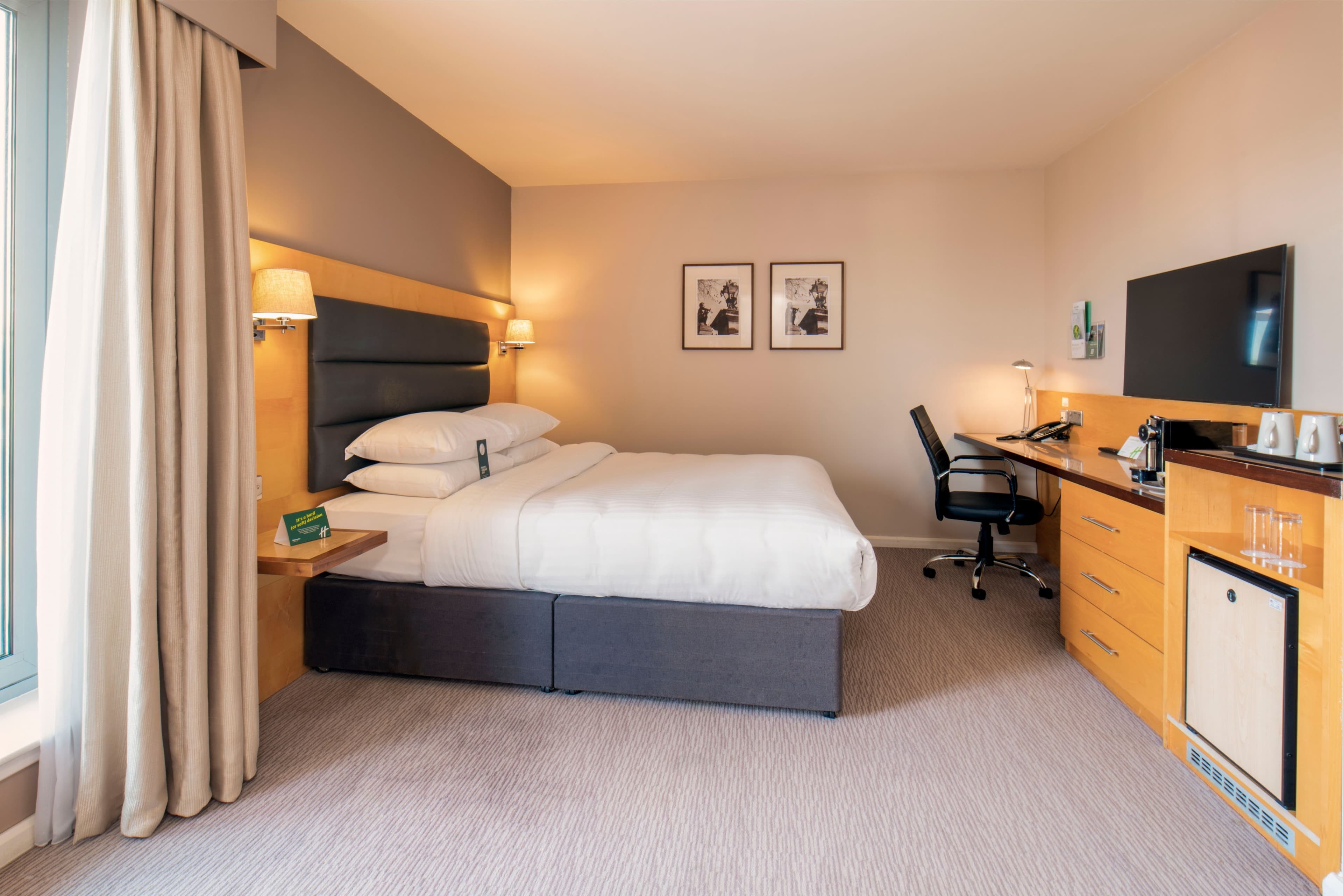 Standard Room - Image 16