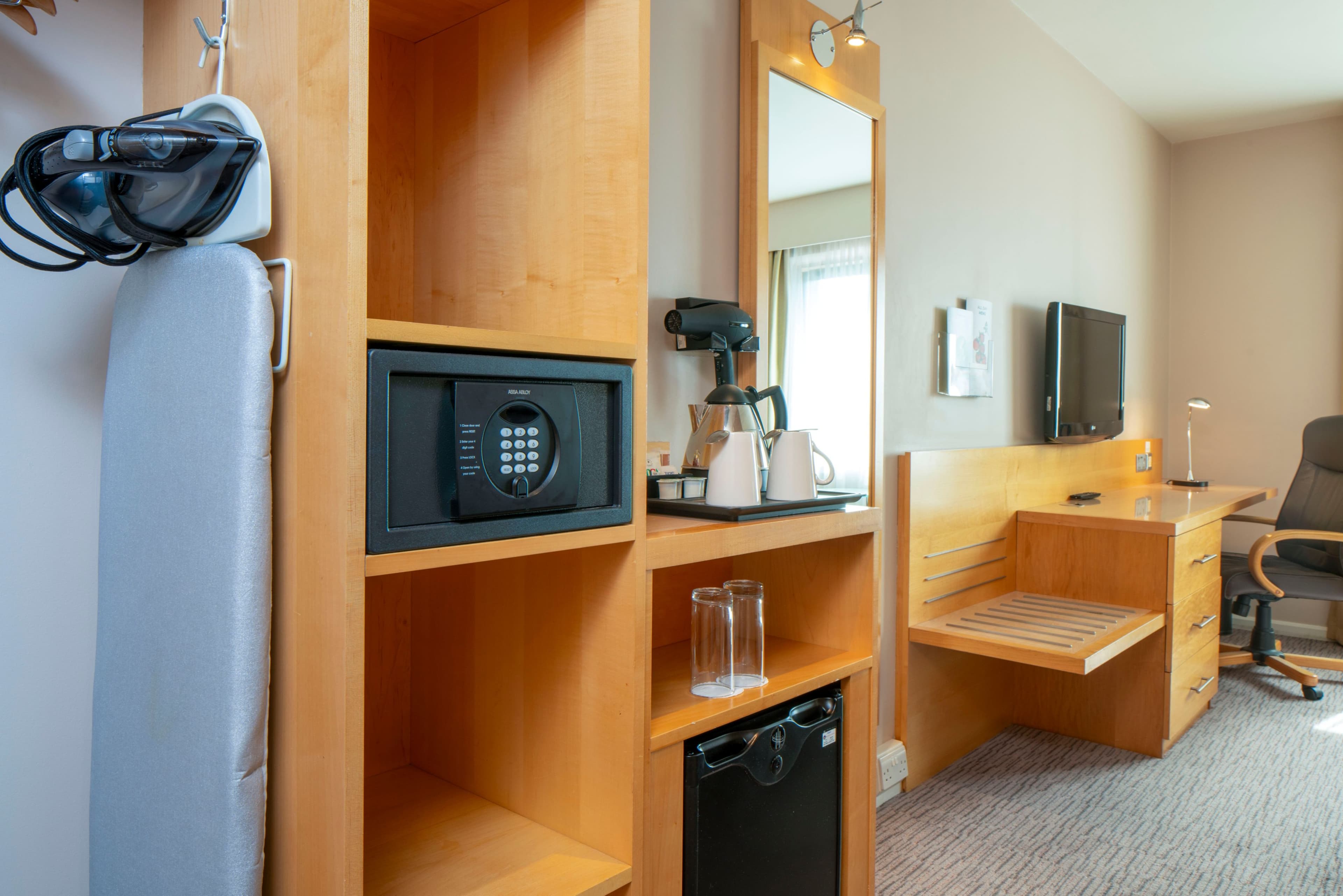 Standard Room - Image 12