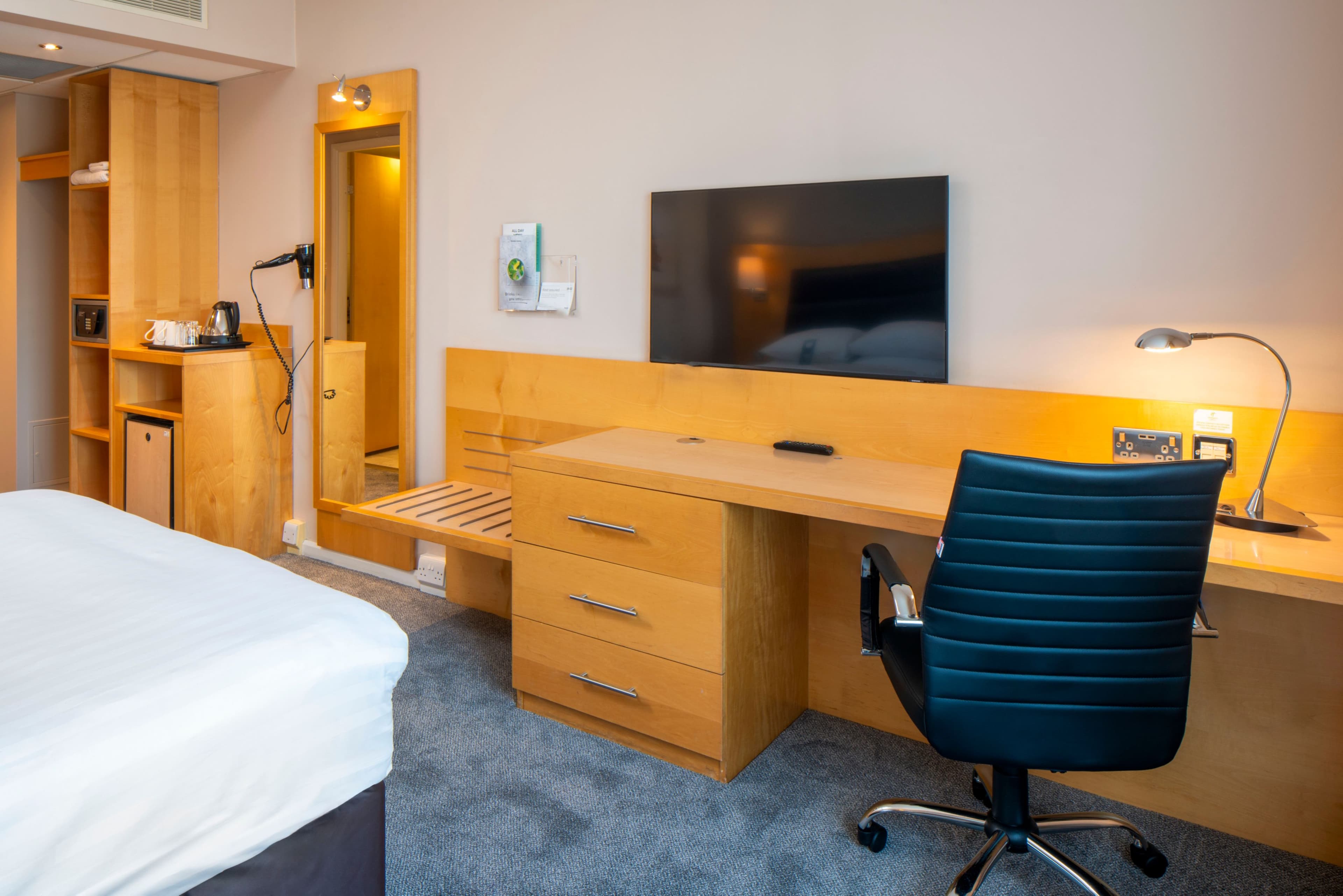 Standard Room - Image 18