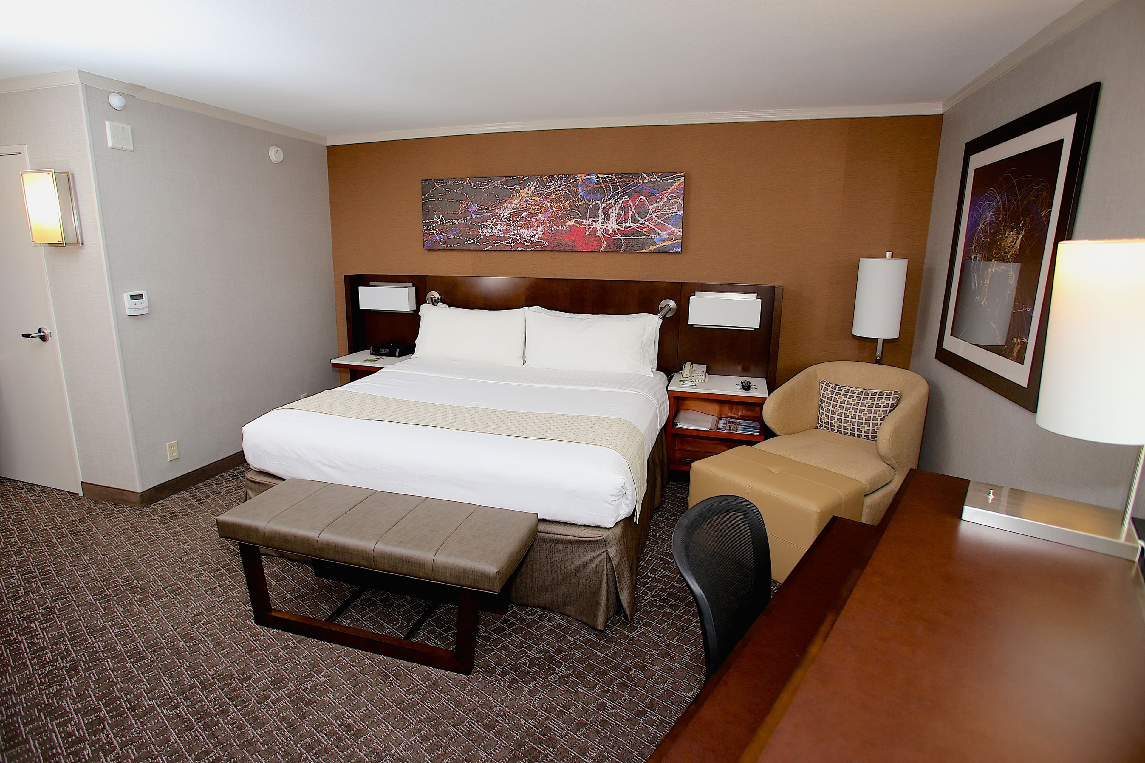 Holiday Inn Long Beach Airport — 13
