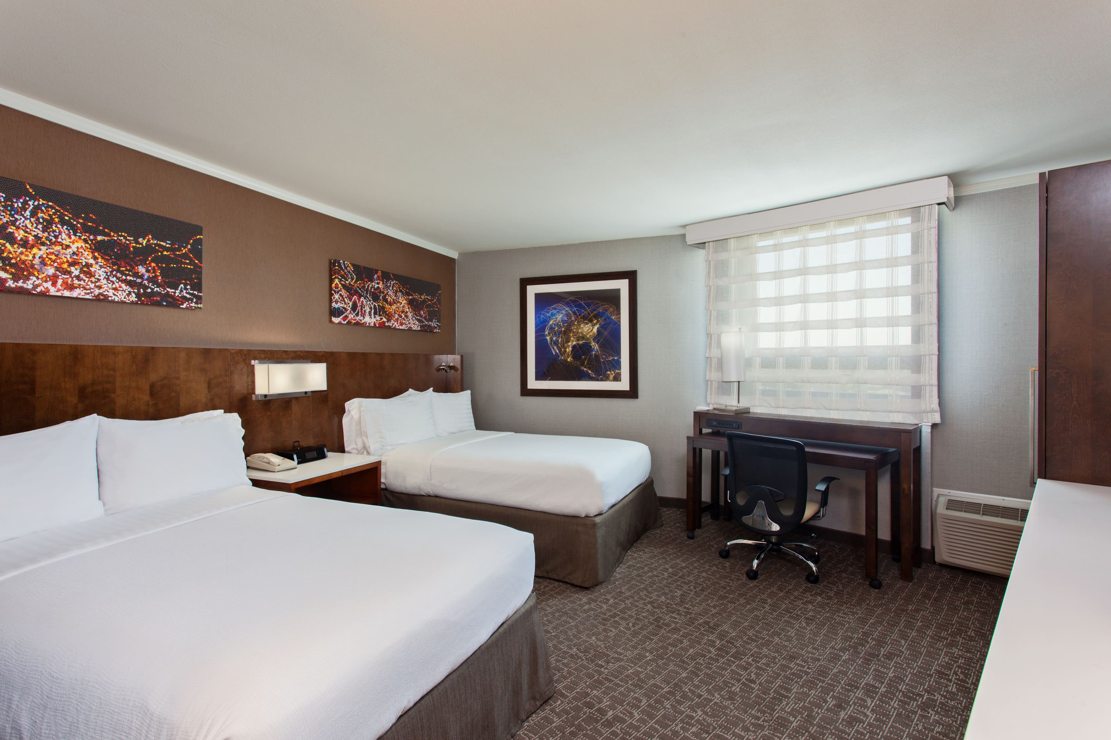 Holiday Inn Long Beach Airport — 46