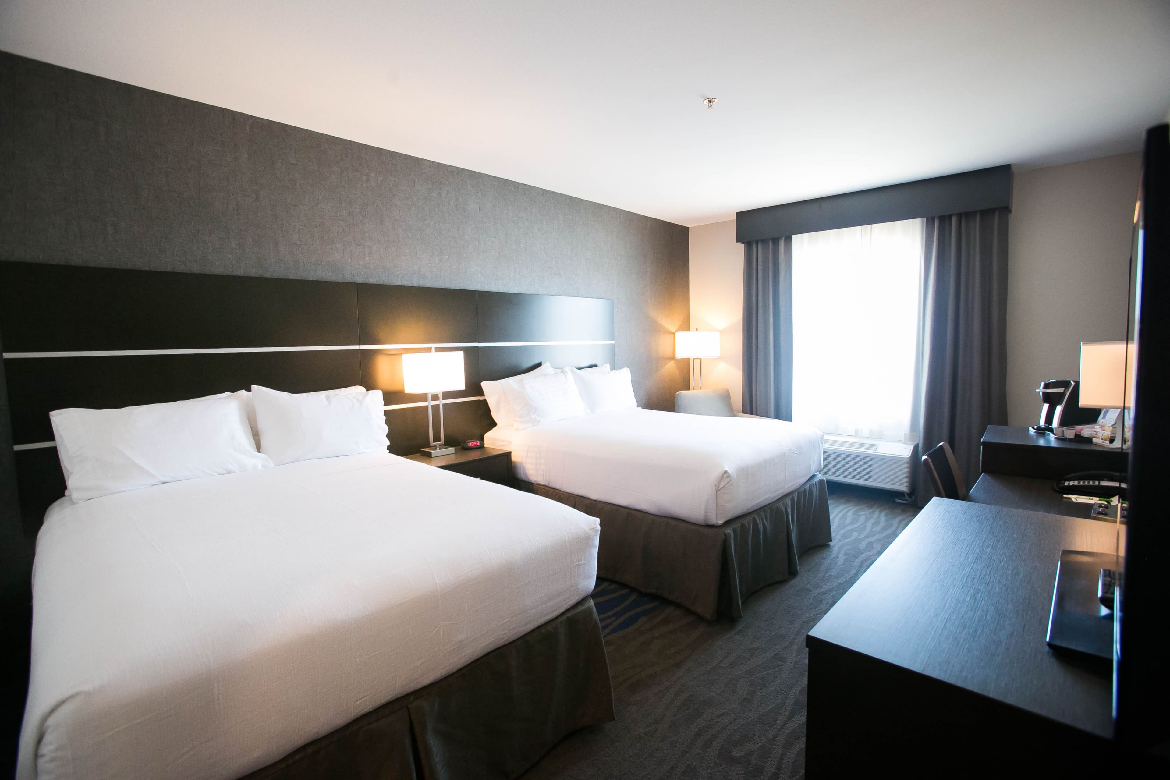 Holiday Inn Longview - North - Image 2