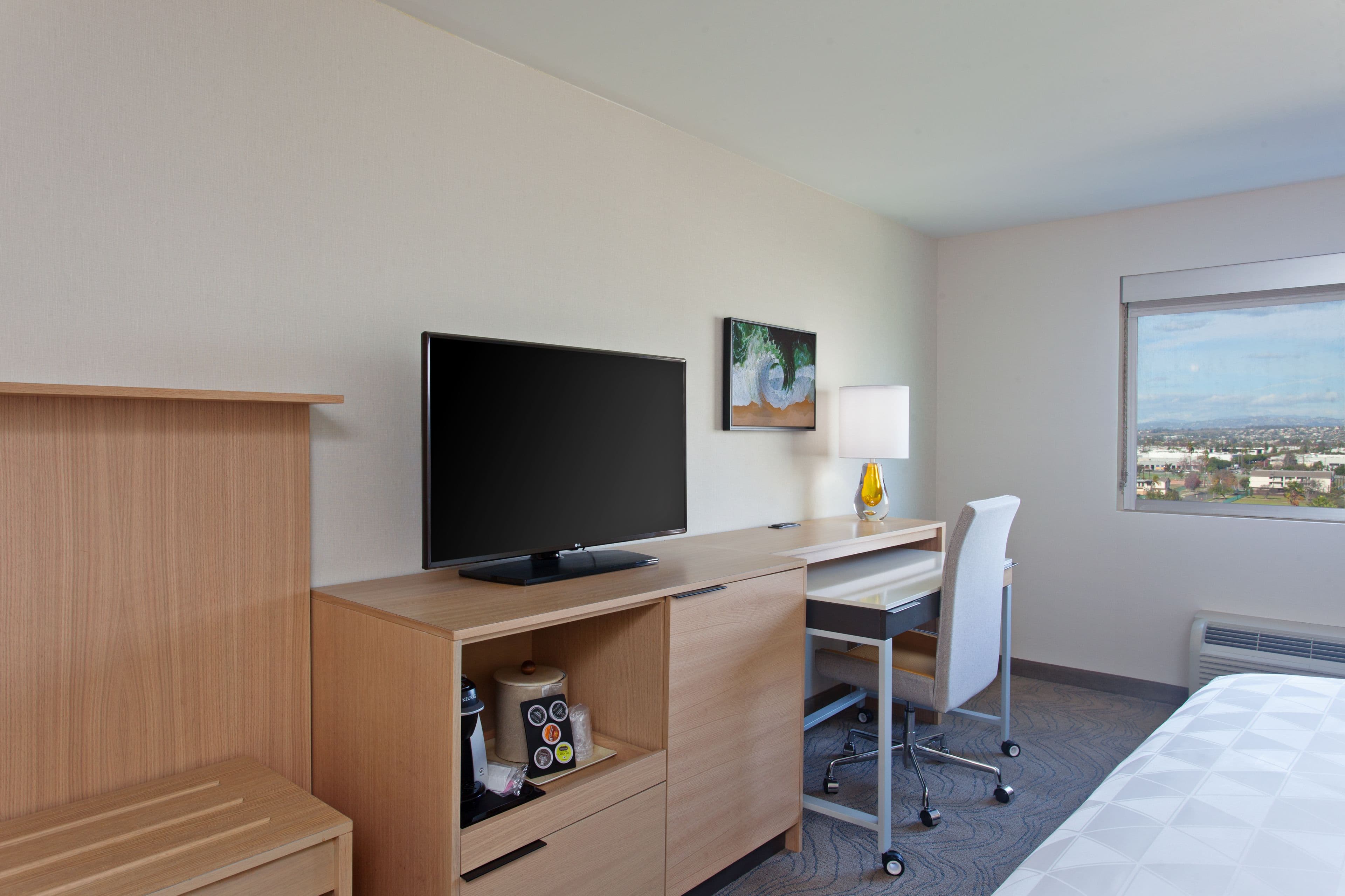 Holiday Inn Los Angeles - LAX Airport - Image 2