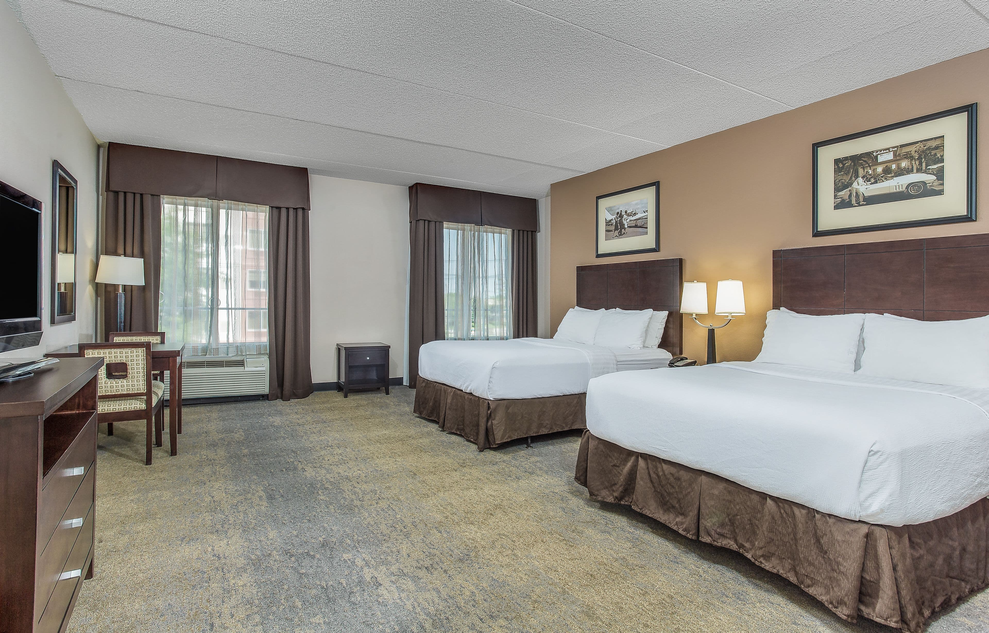 Holiday Inn Louisville Airport - Fair/Expo — 17