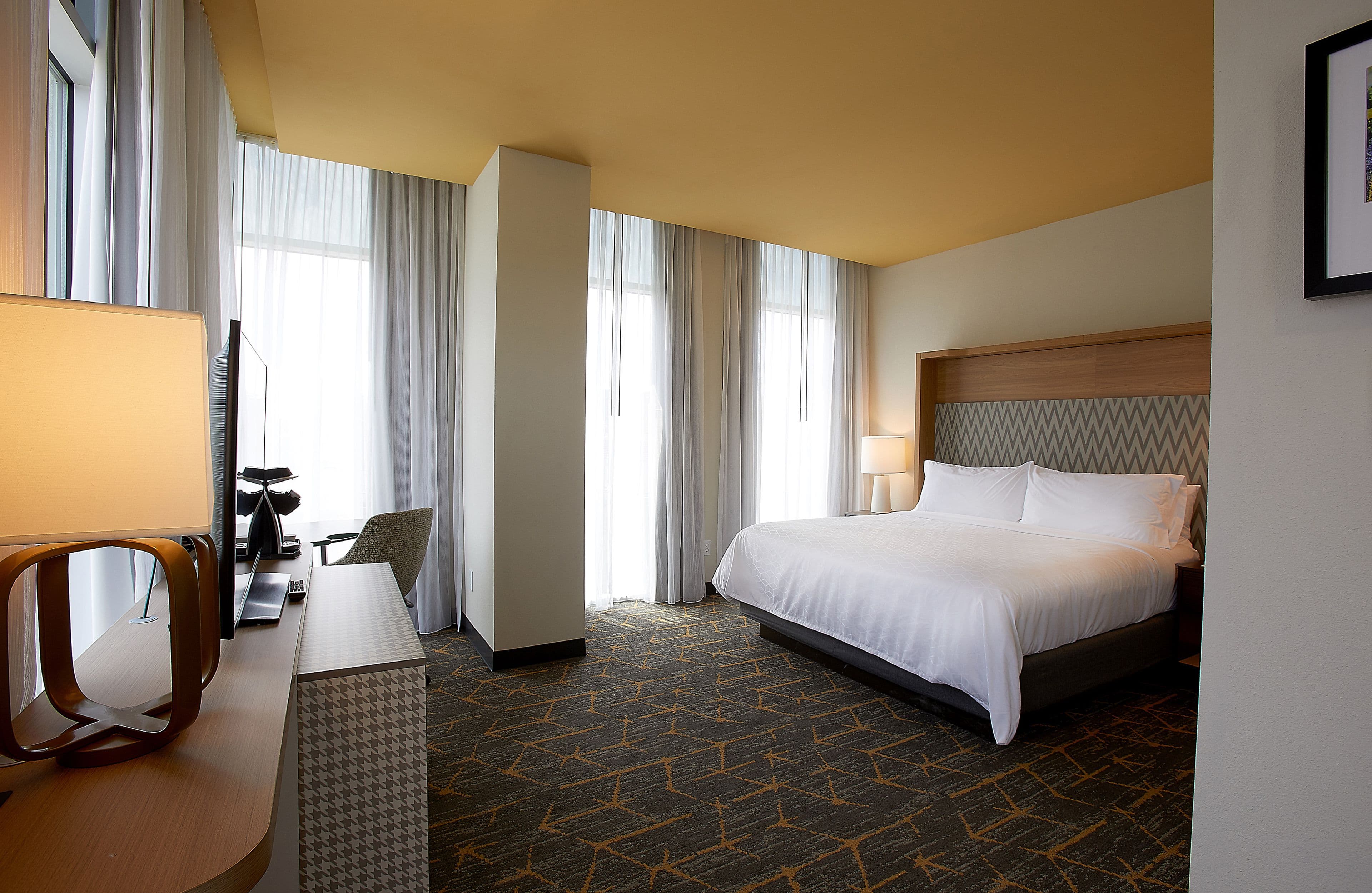 Holiday Inn Louisville Downtown — 6