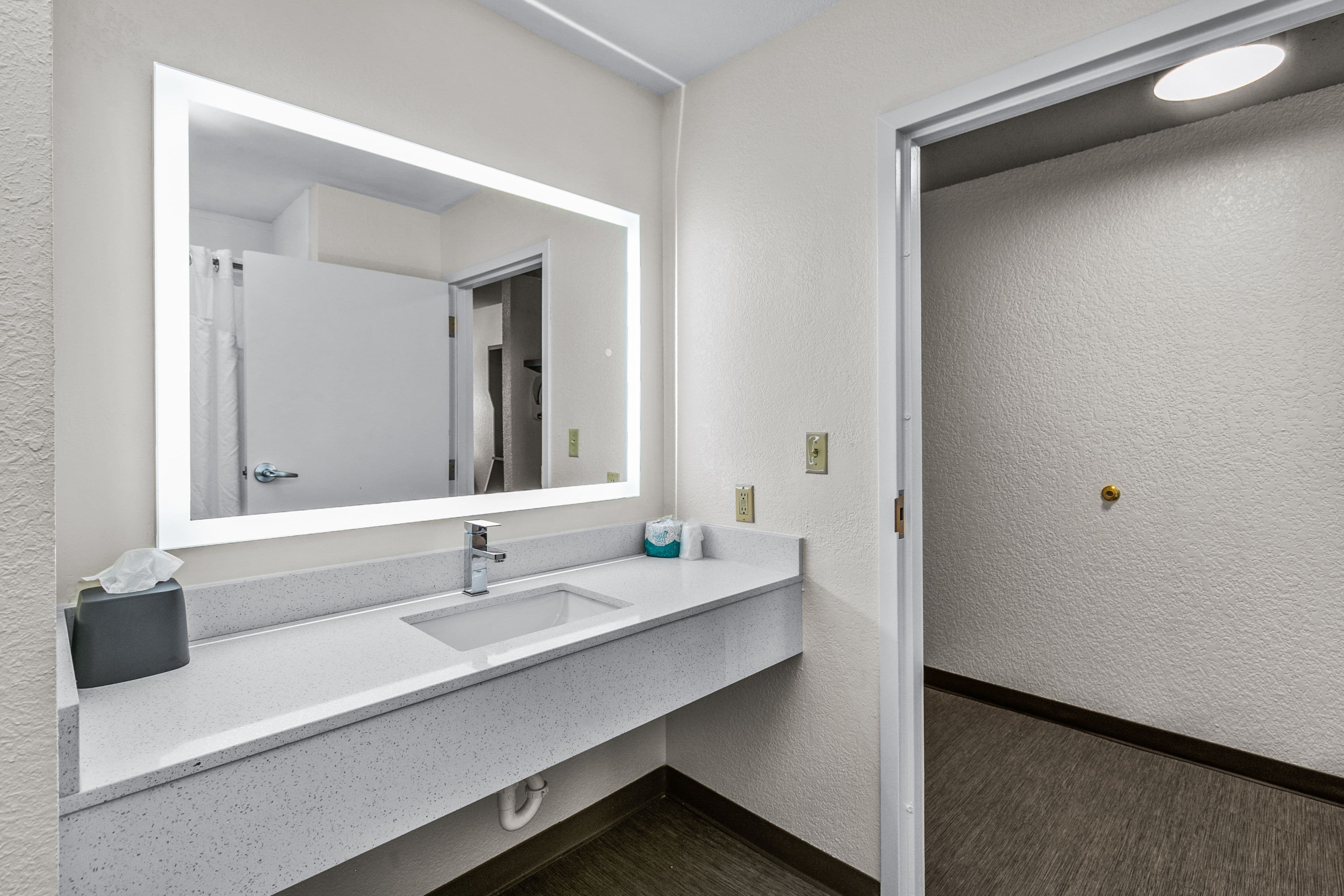 Standard Room - Image 5