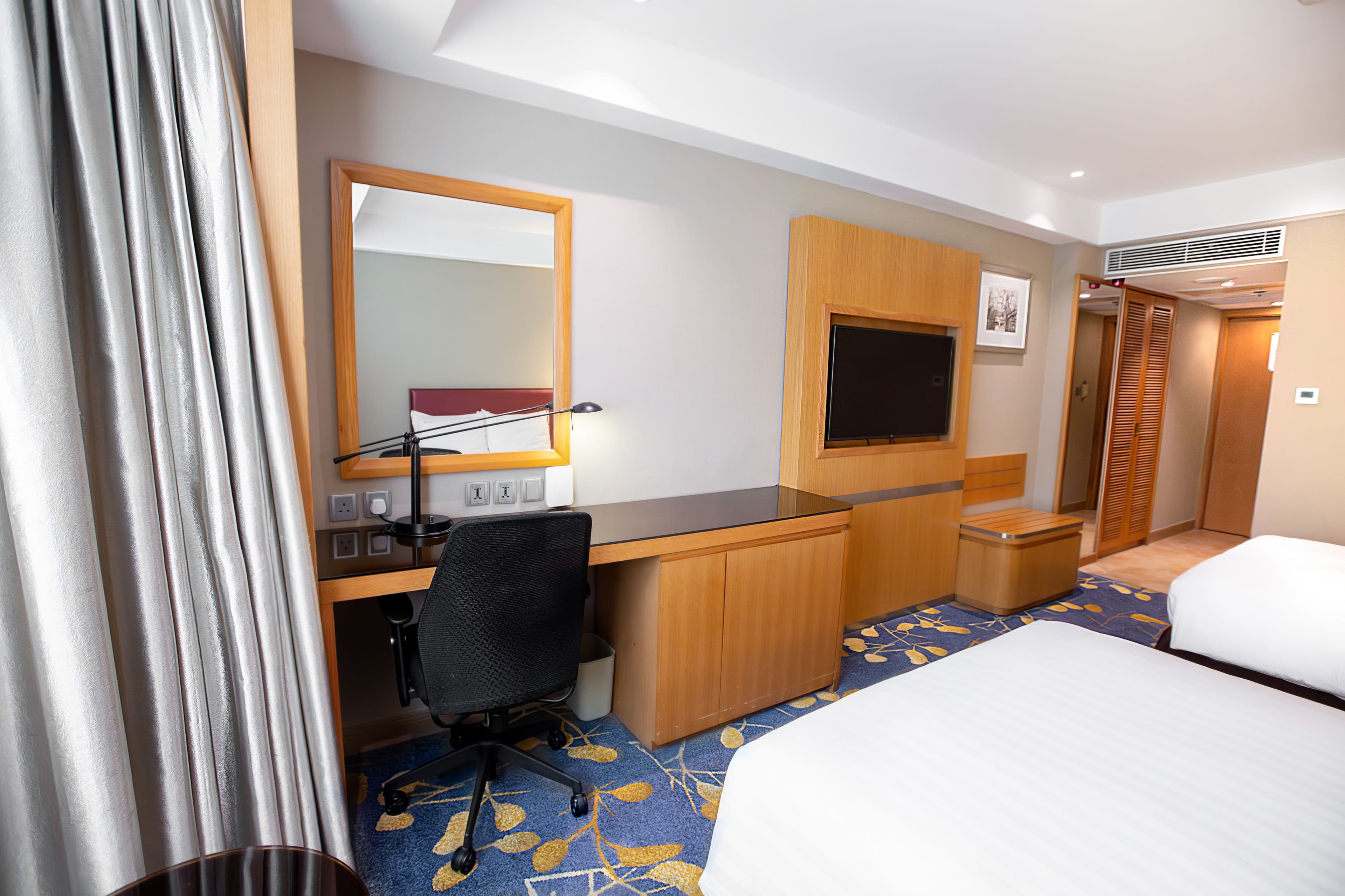 Holiday Inn Macau — 19