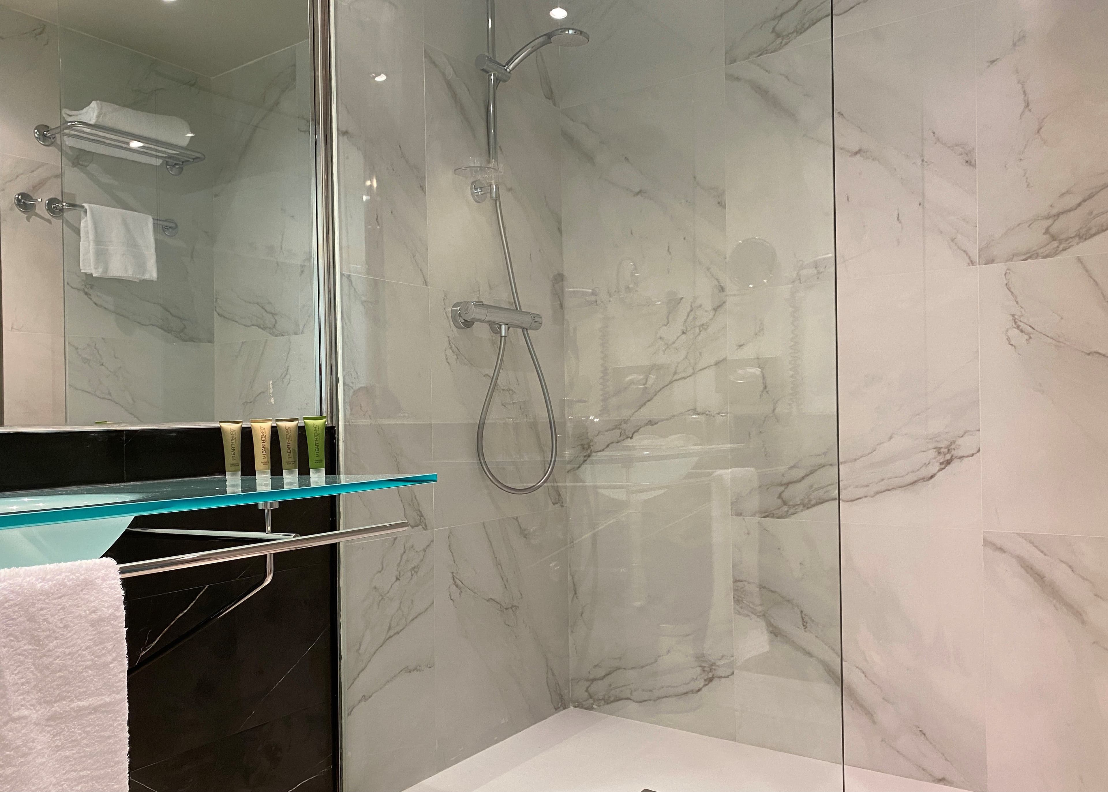 Standard Room - Image 14