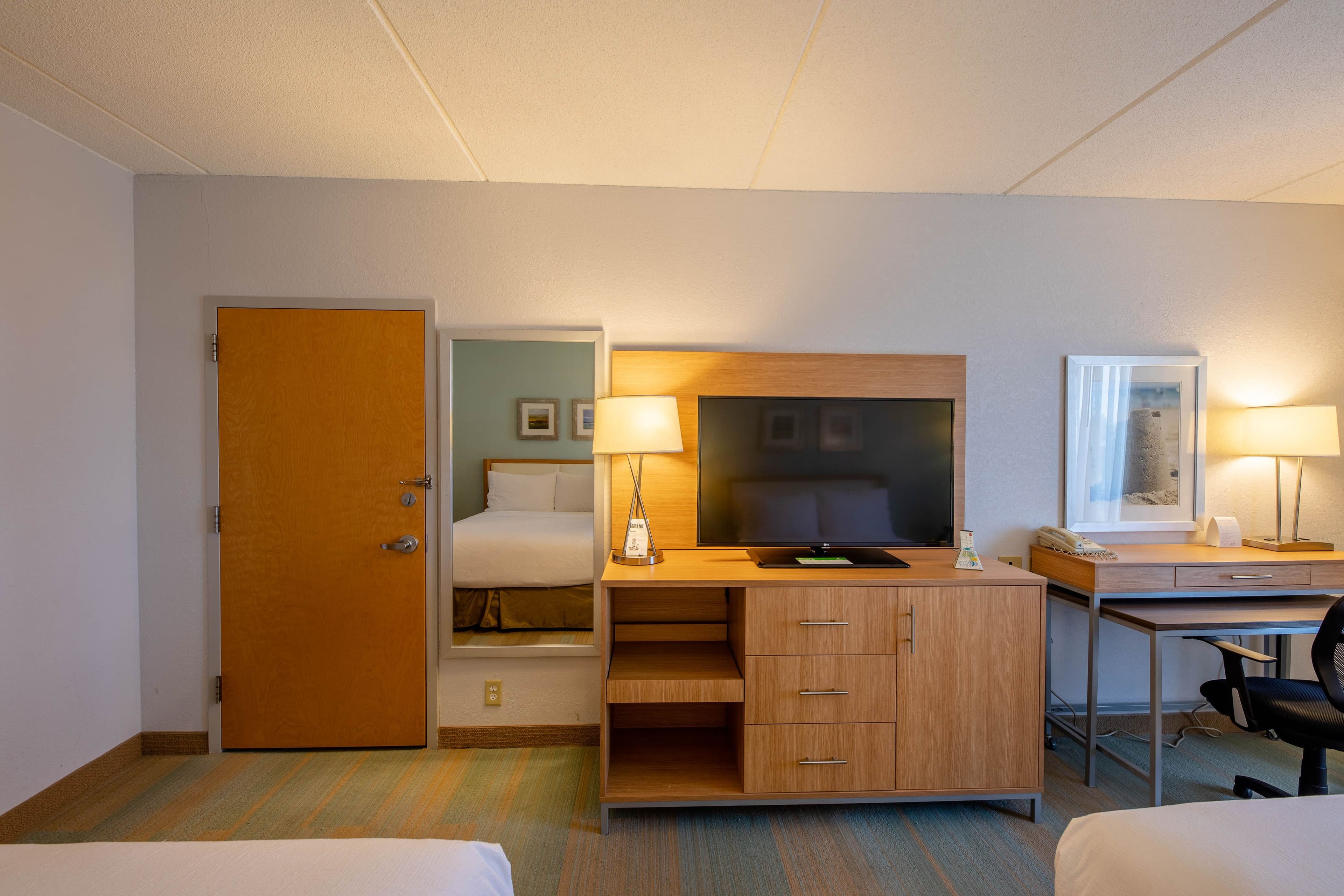 Holiday Inn Manahawkin/Long Beach Island — 24