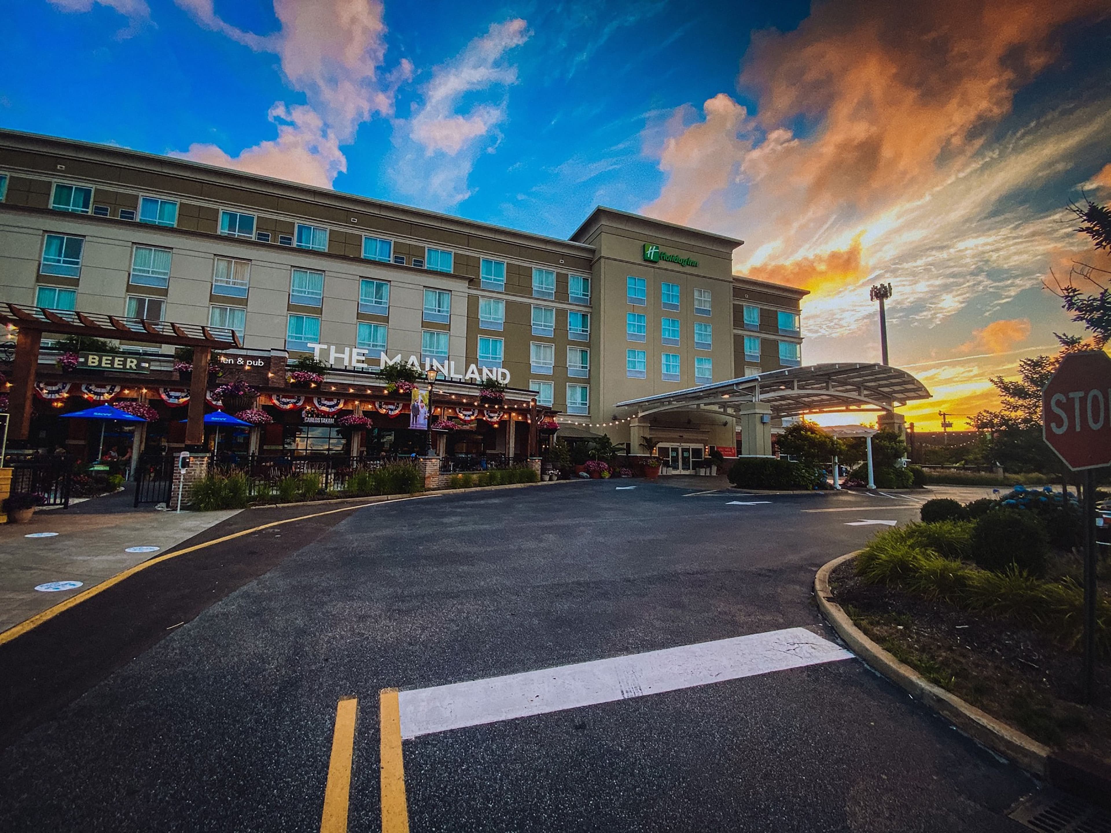 Holiday Inn Manahawkin/Long Beach Island - Image 1