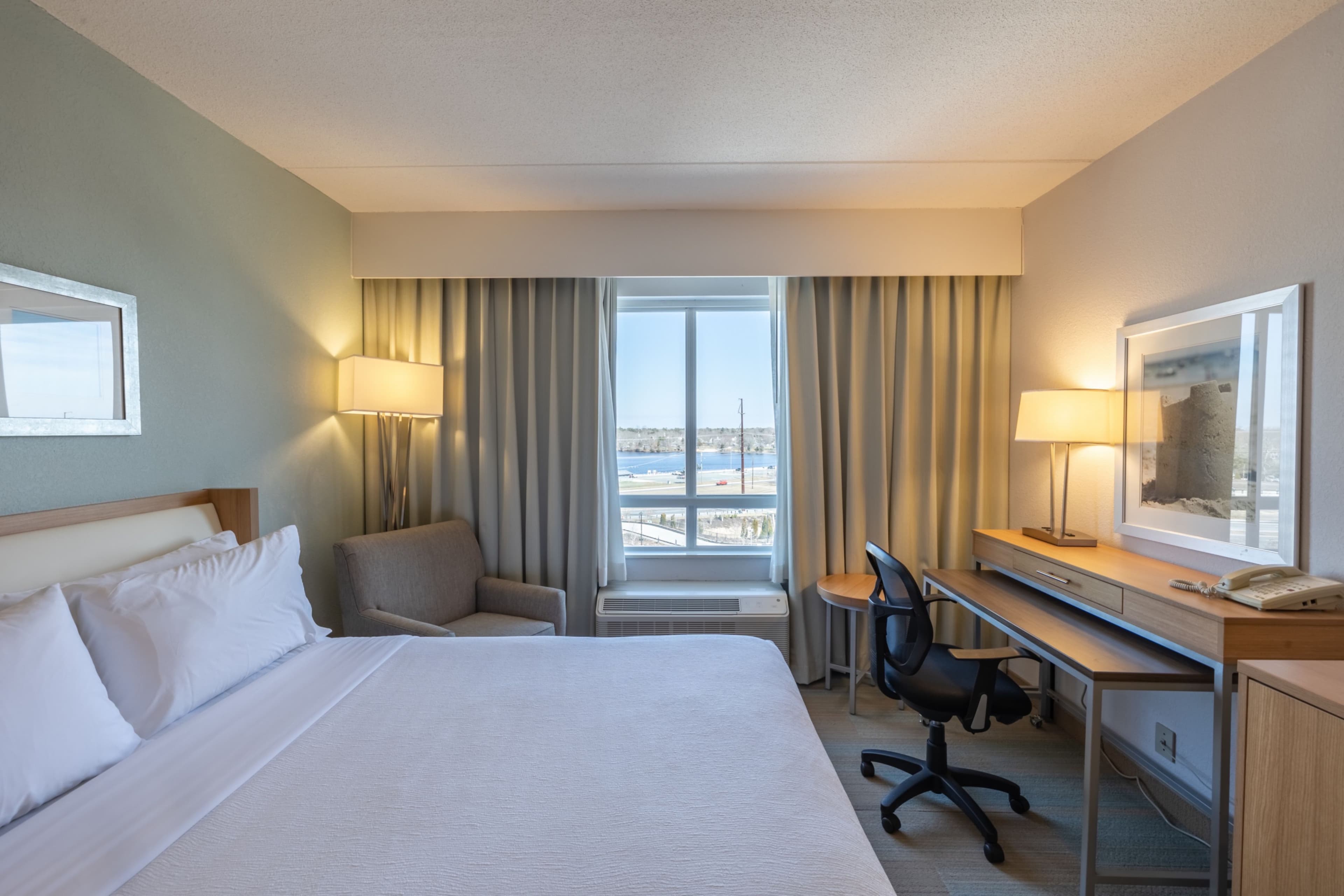 Holiday Inn Manahawkin/Long Beach Island — 4