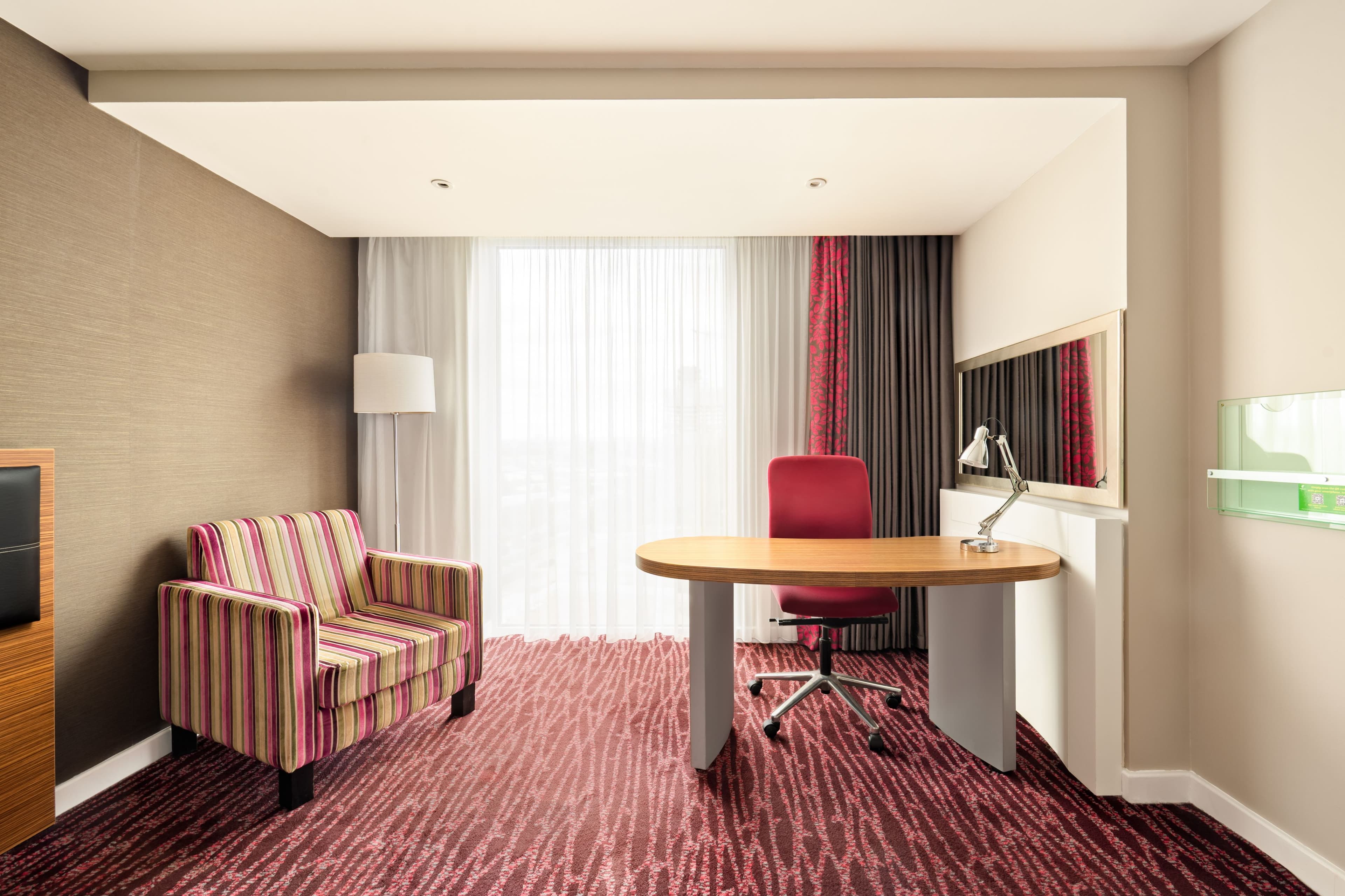 Holiday Inn Manchester - MediaCityUK - Image 4