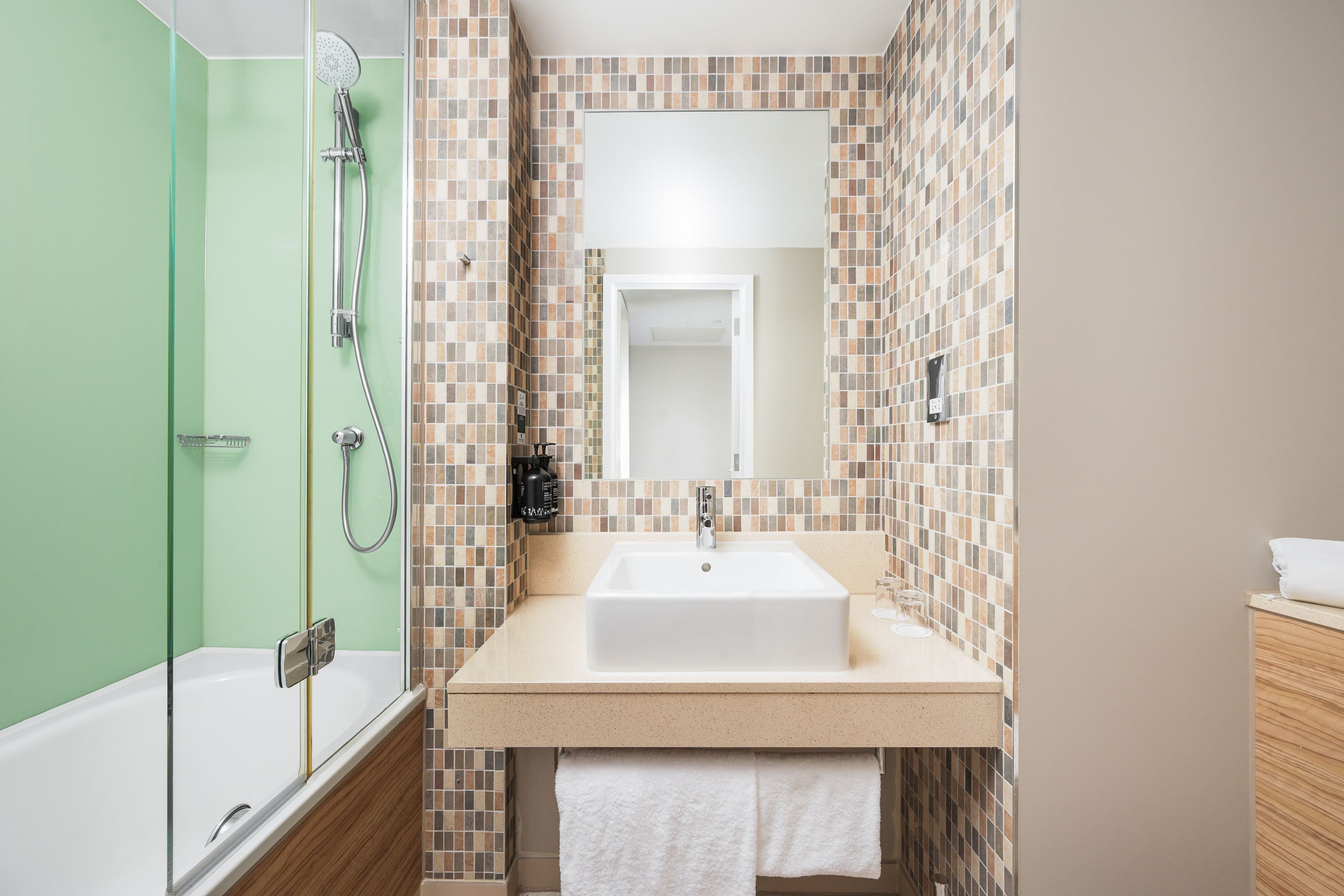 Holiday Inn Manchester - MediaCityUK — 18