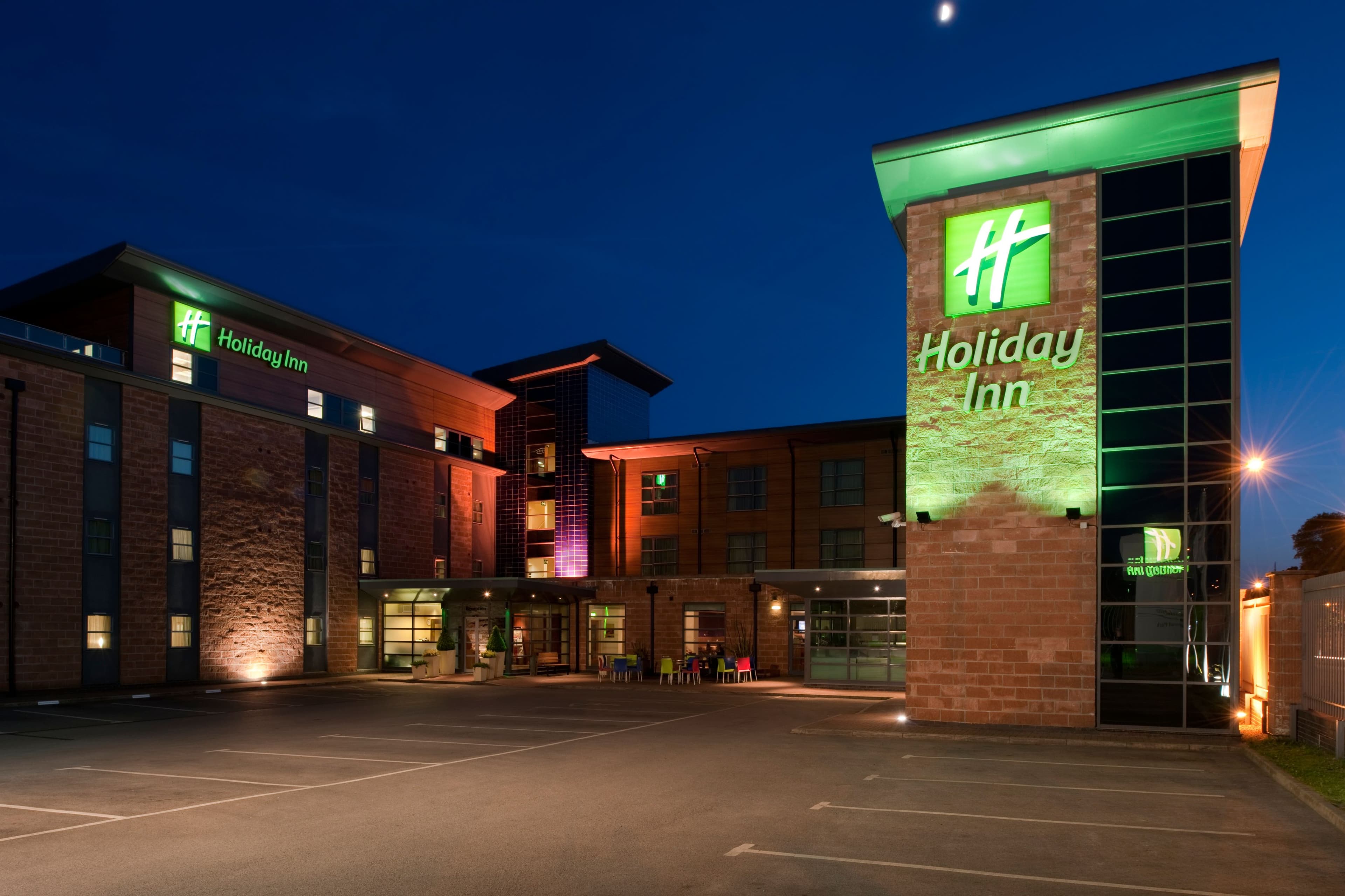 Holiday Inn Manchester - Central Park - Image 1