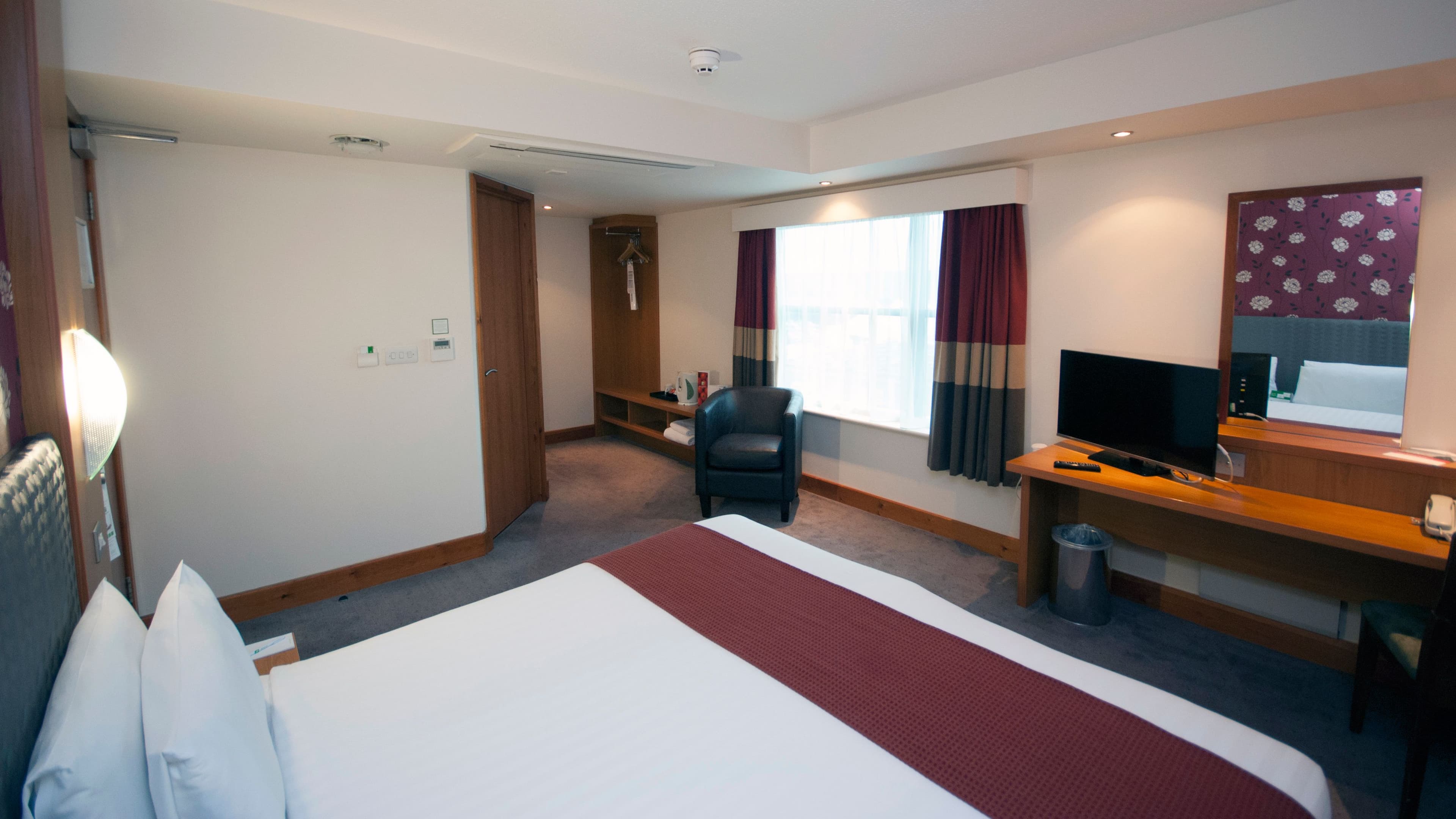 Holiday Inn Manchester - Central Park — 9