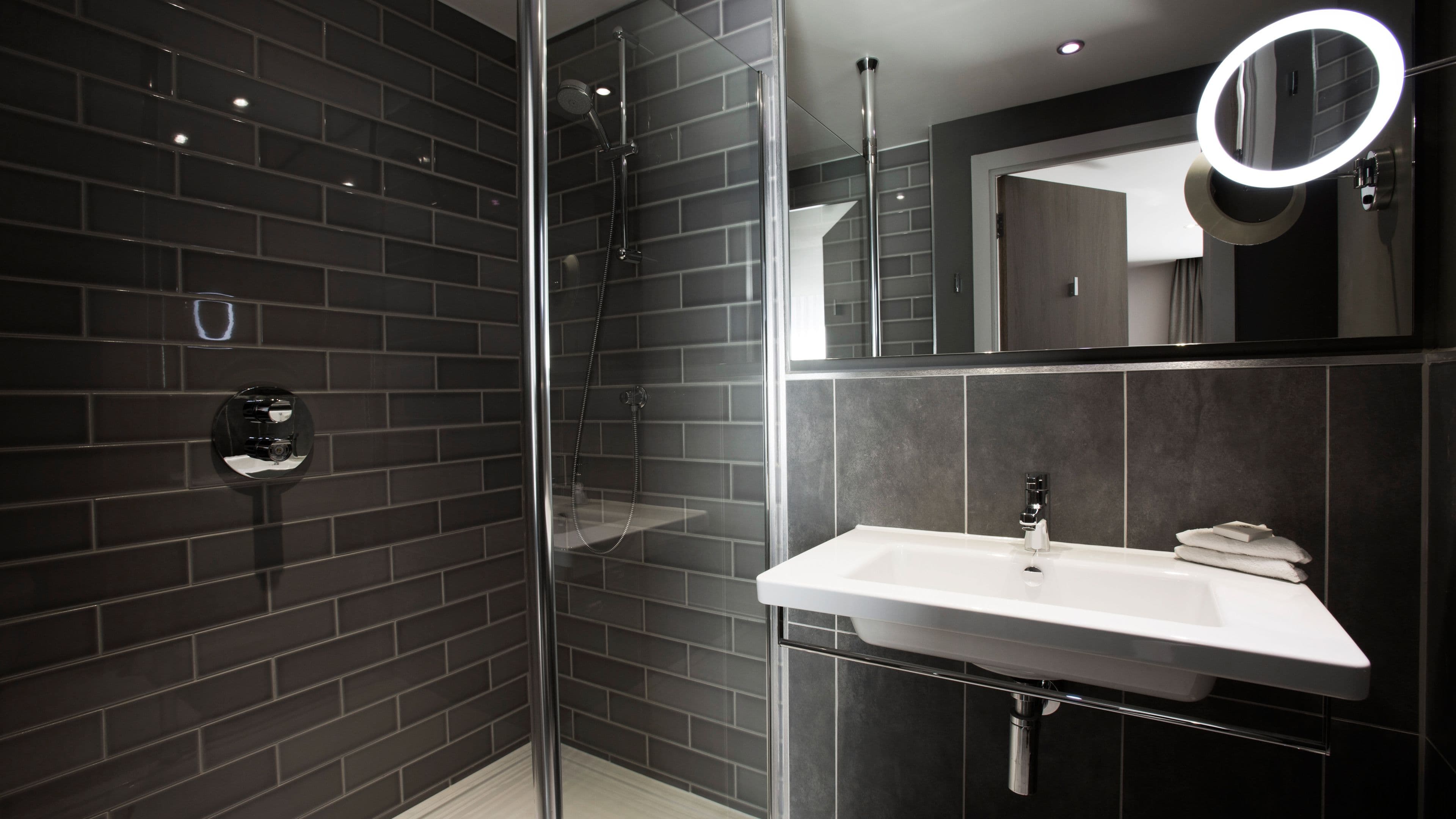 Holiday Inn Manchester - City Centre - Image 3
