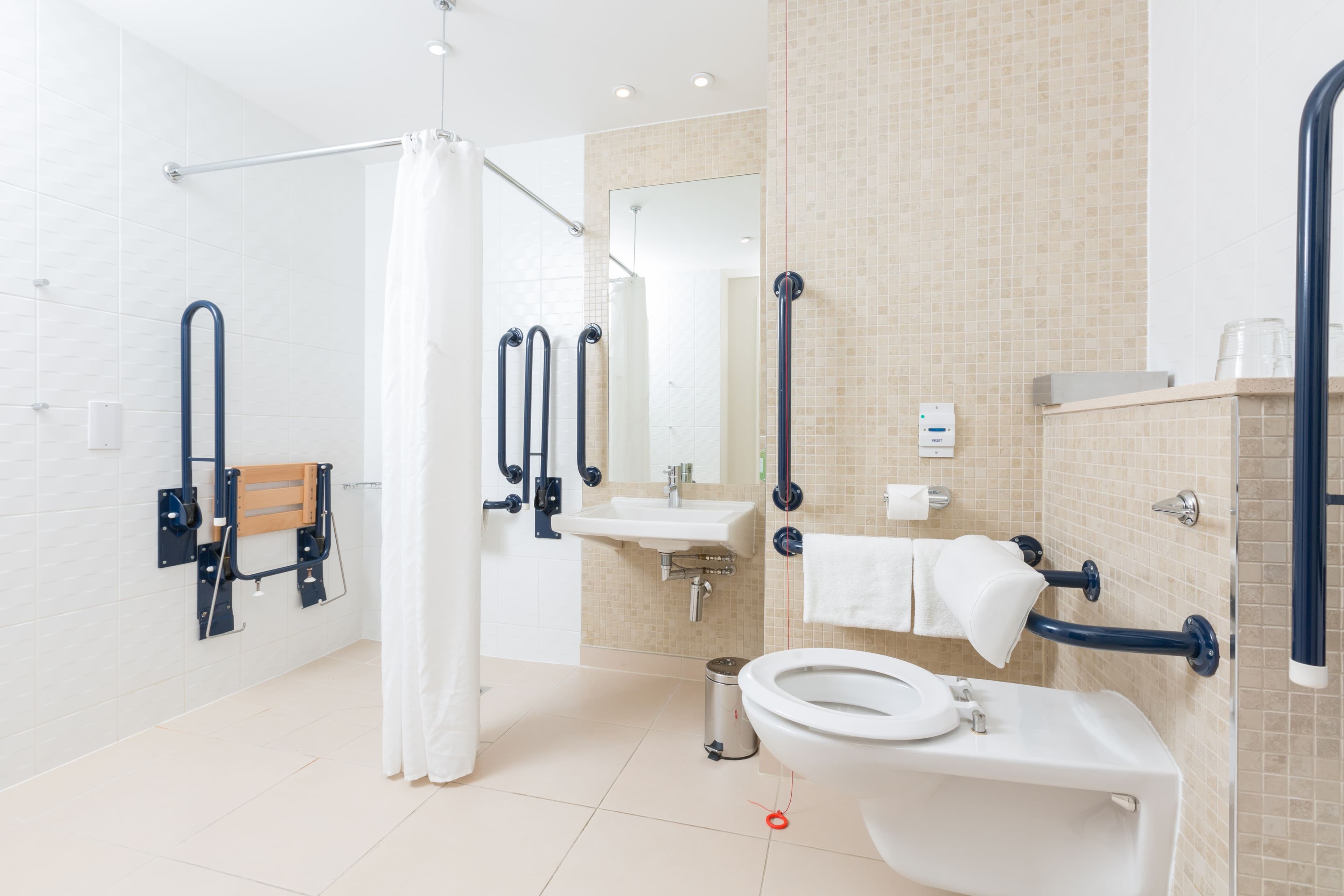 Holiday Inn Manchester - MediaCityUK — 12