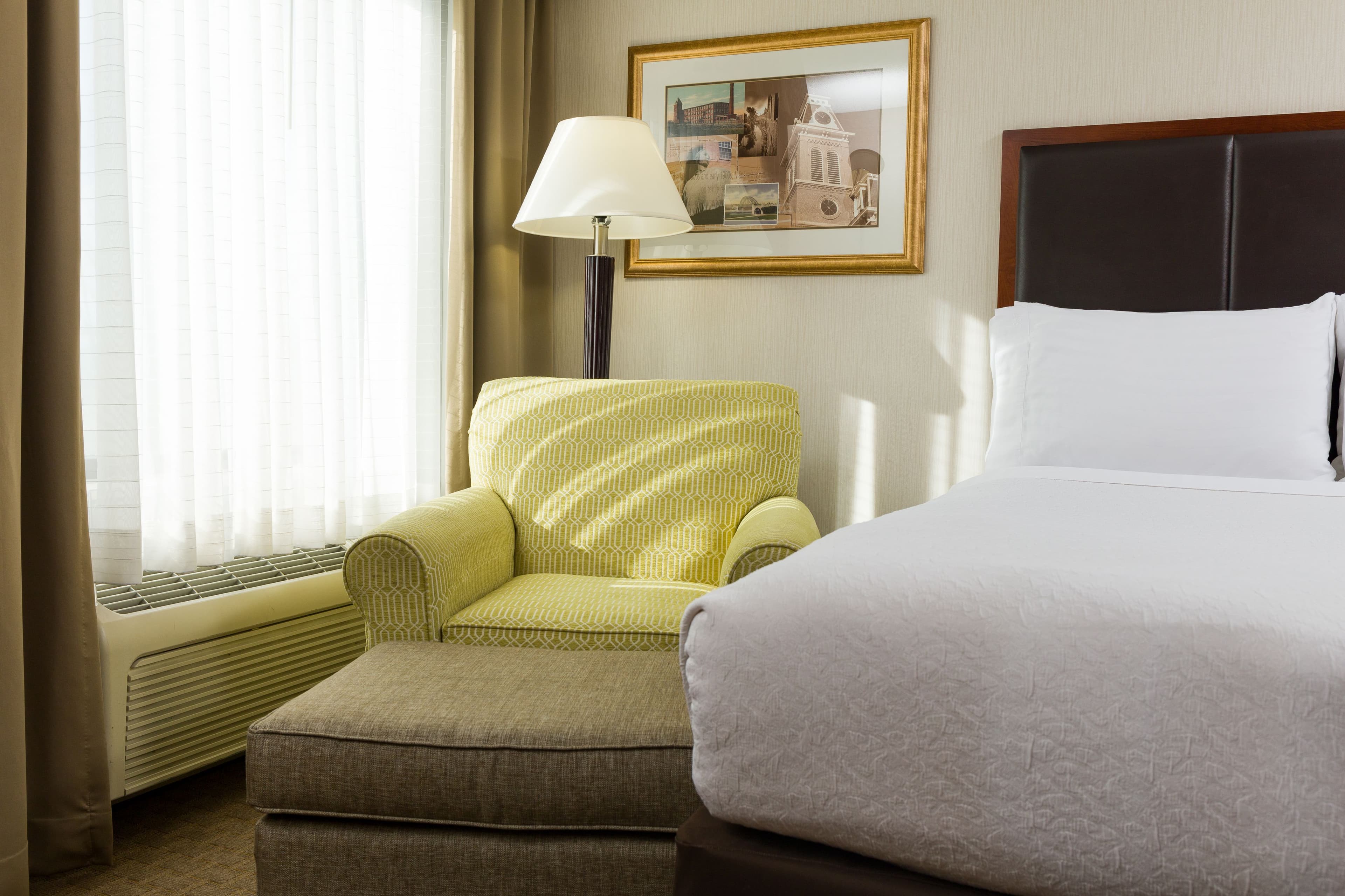Holiday Inn Manchester Airport — 11
