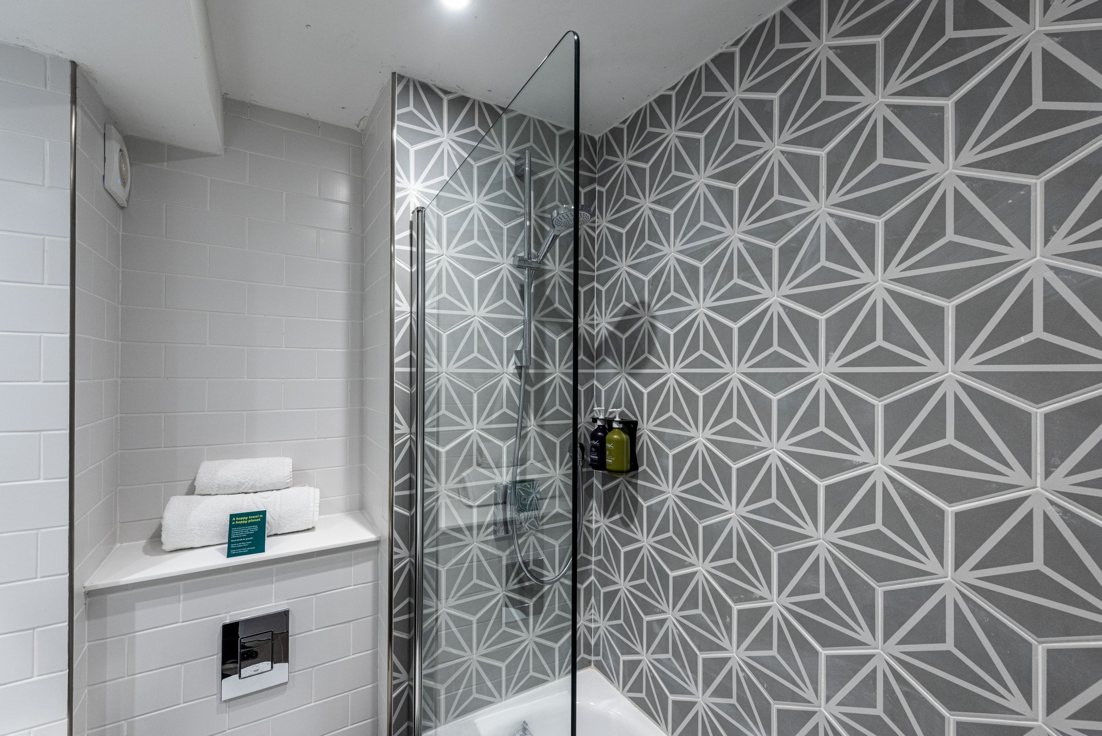 Standard Room - Image 6