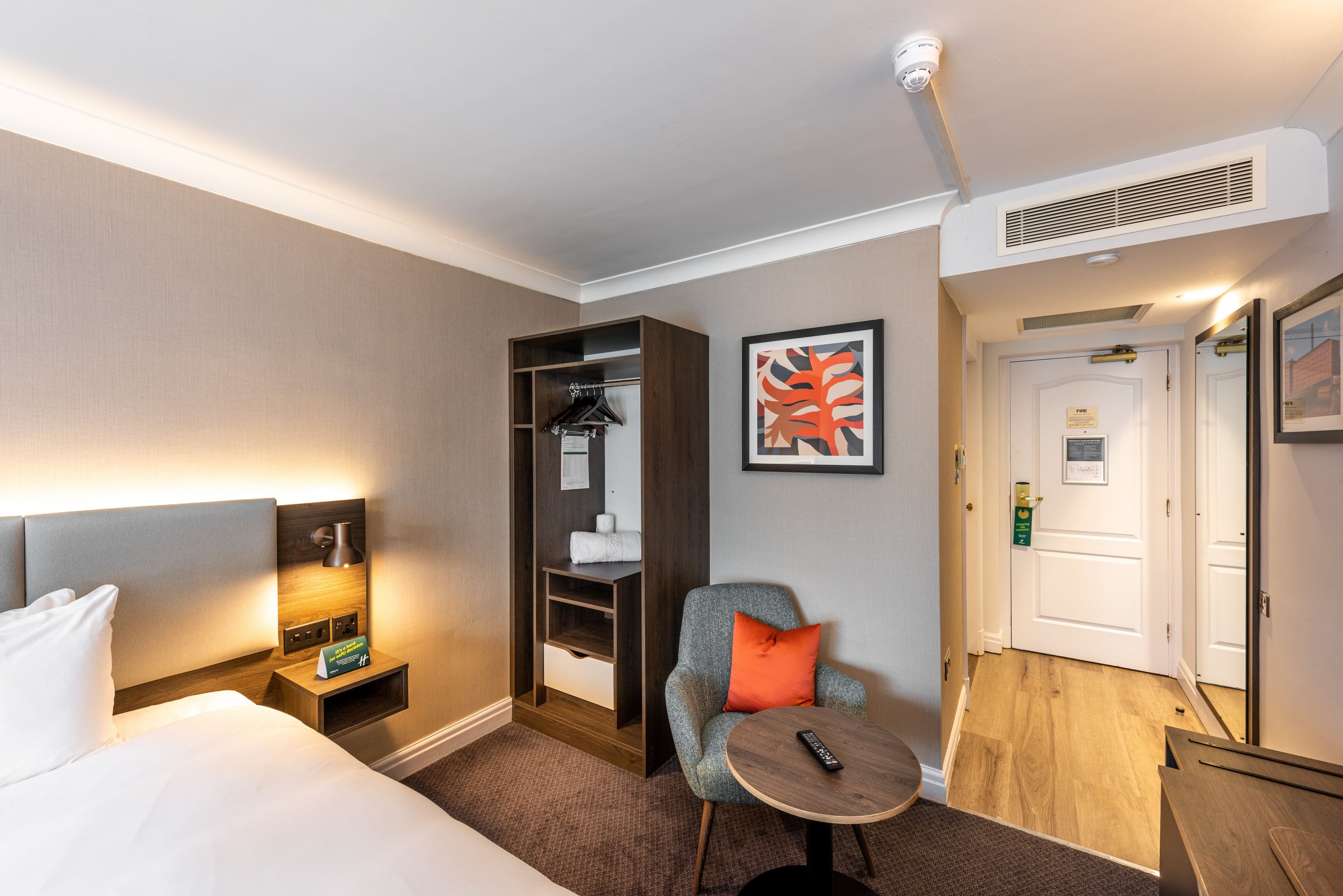 Holiday Inn Manchester - Oldham — 11