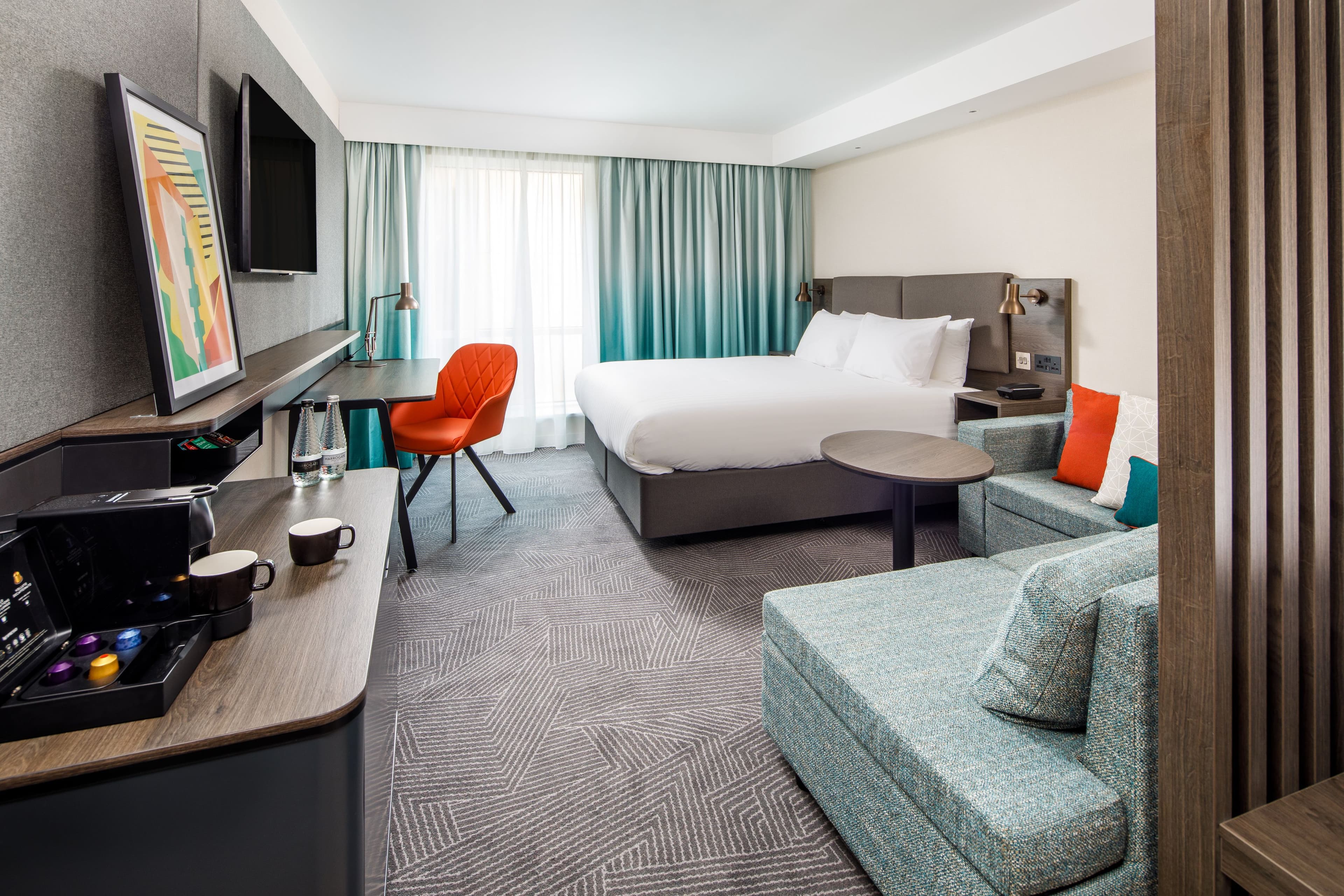 Holiday Inn Manchester Airport — 6