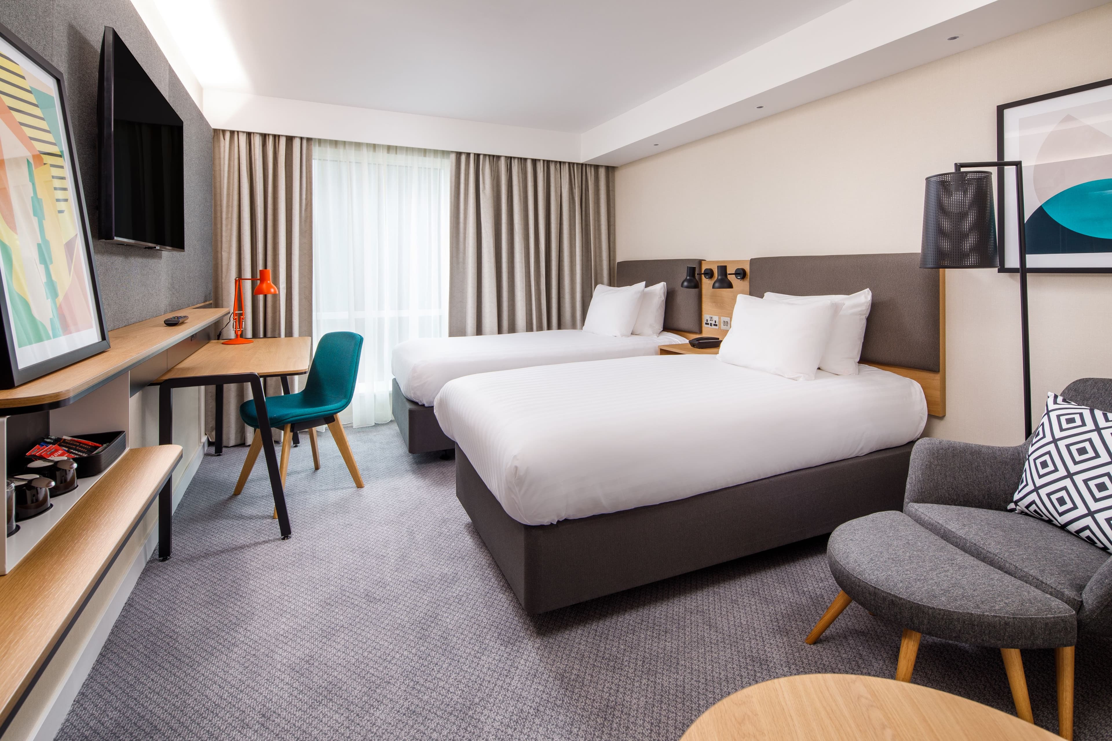Holiday Inn Manchester Airport — 18